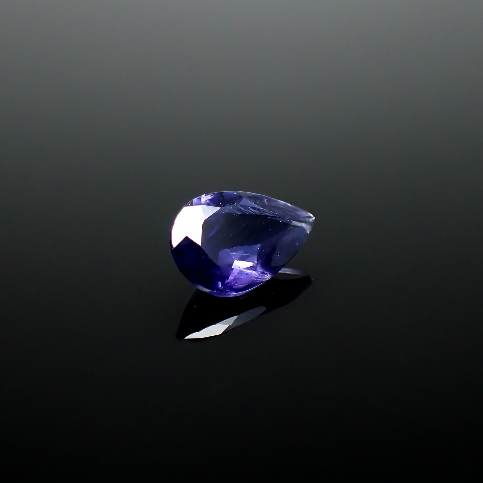 アイオライトサンストーン インド/ブラジル産 0.70ct[231224847]8x5.2mm前後