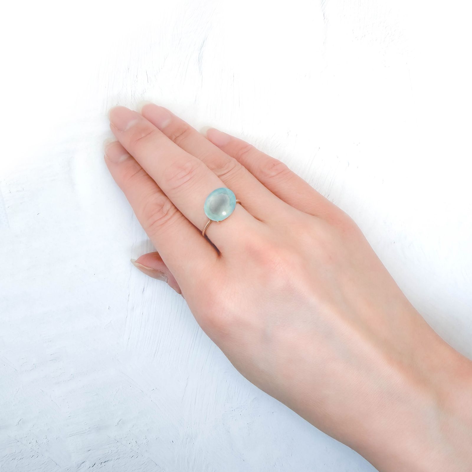 アクアプレーズ 南アフリカ産 4.13ct / 12x10mm前後 [260432013]