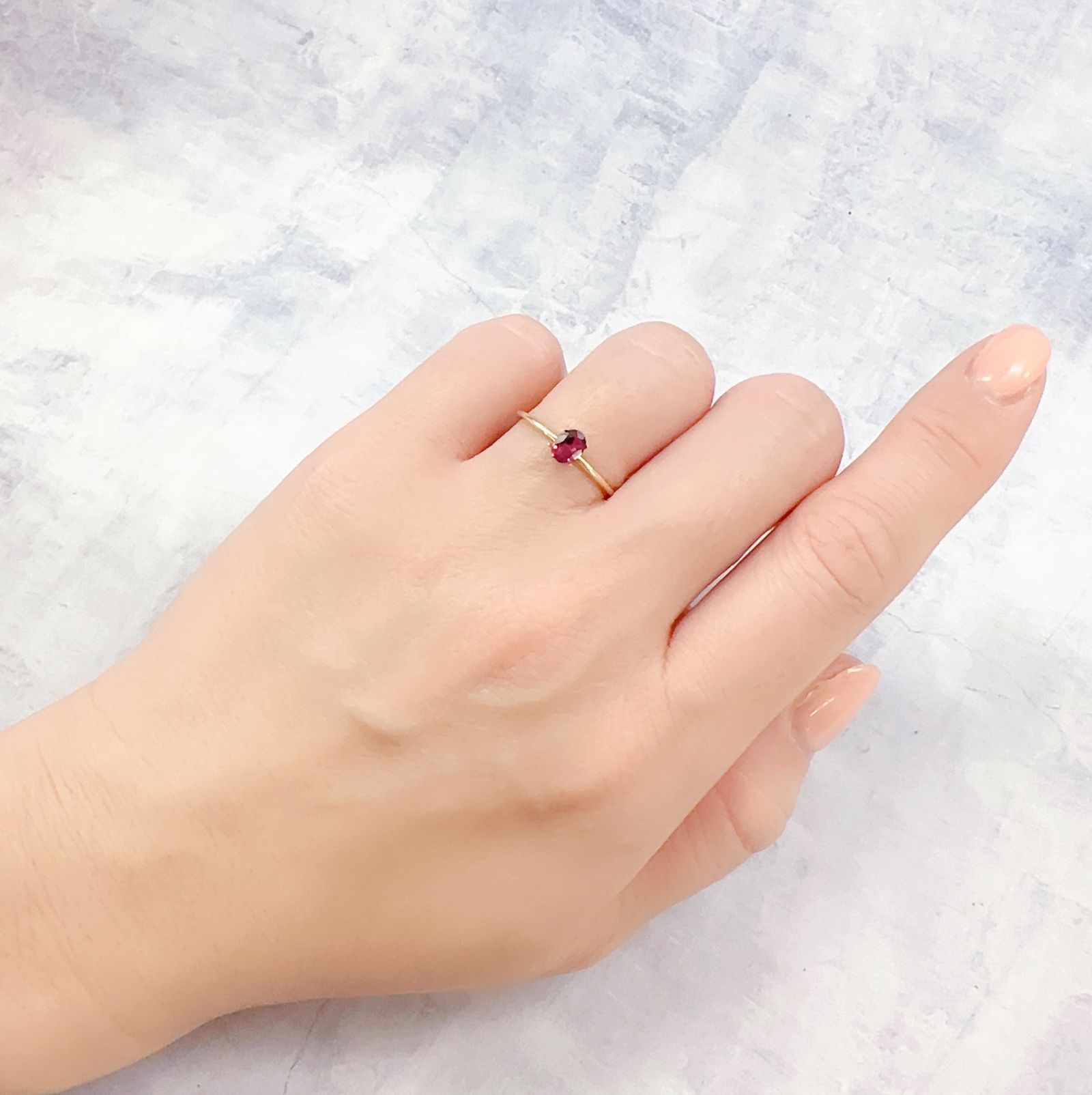 ウィンザーサファイア タンザニア・ウィンザー産 0.31ct [250120009]5x3.8mm前後
