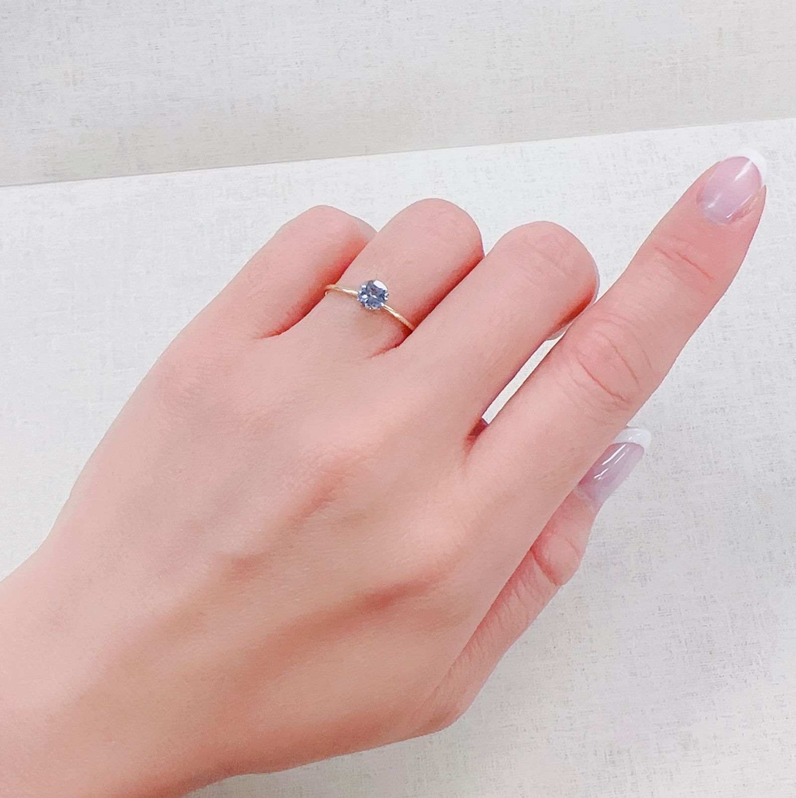 バイカラータンザナイト(宝石名ゾイサイト)タンザニア産 0.44ct 識別済[230421804]4.9x4.8mm前後