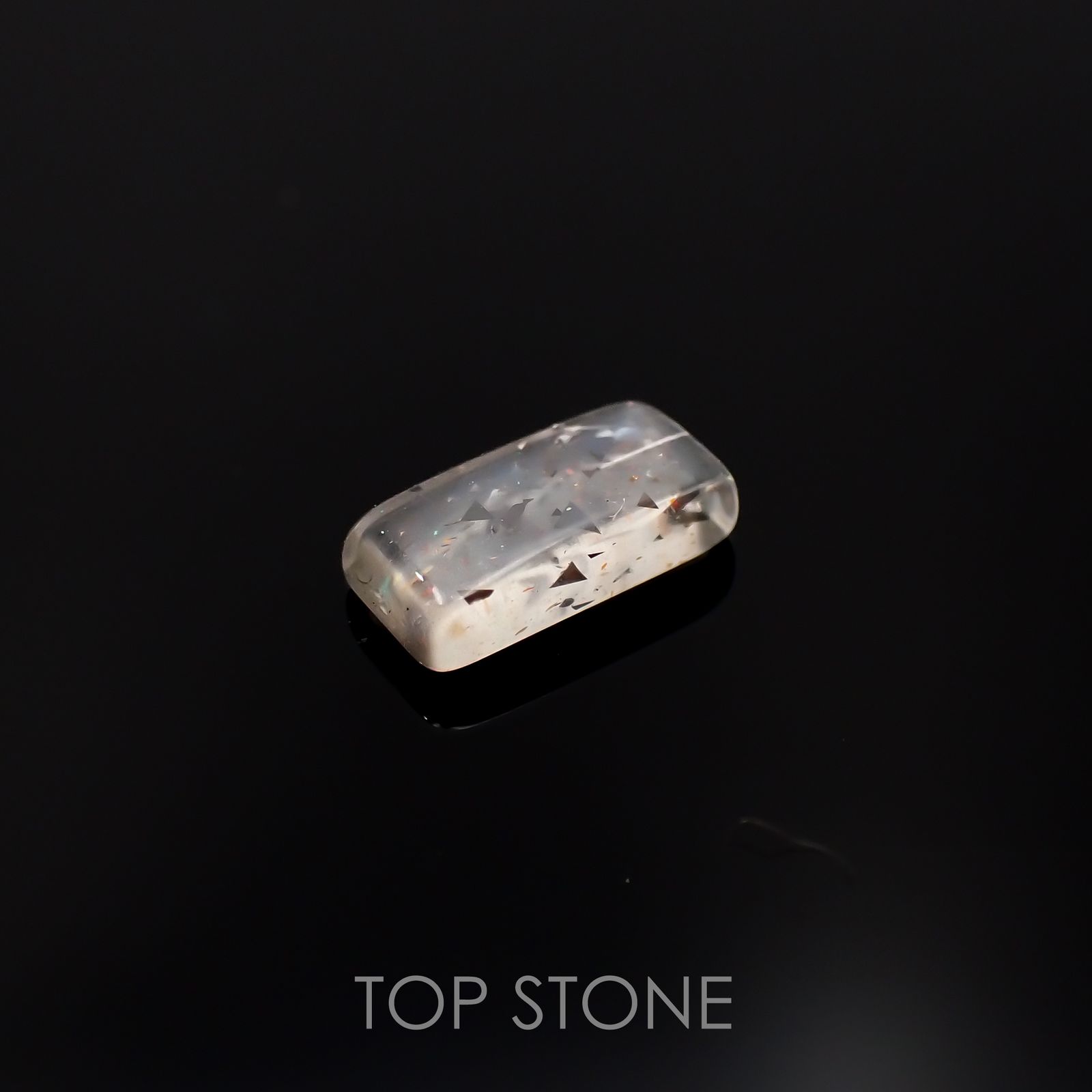 レインボーラティスサンストーン オーストラリア産 0.56ct[230220743]7.2x3.7mm前後