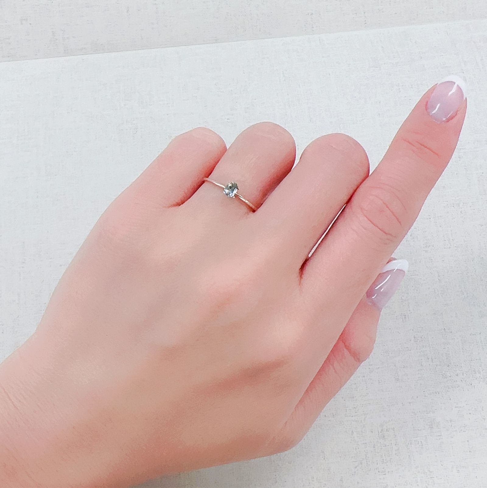 モンタナサファイア(宝石名サファイア)アメリカ・モンタナ州産 0.25ct 識別済[230321280]4.2x3.1mm前後