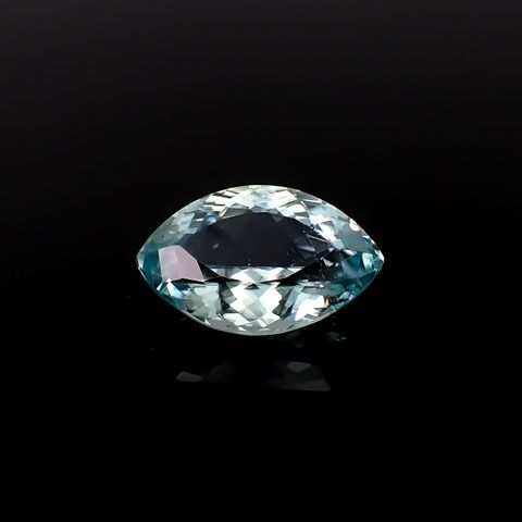 アンブリゴナイト/モンテブラサイト(宝石名モンテブラサイト)マダガスカル産 ソ付(宝貴協) 12.649ct / 19.92x13.28mm前後 [260131597]