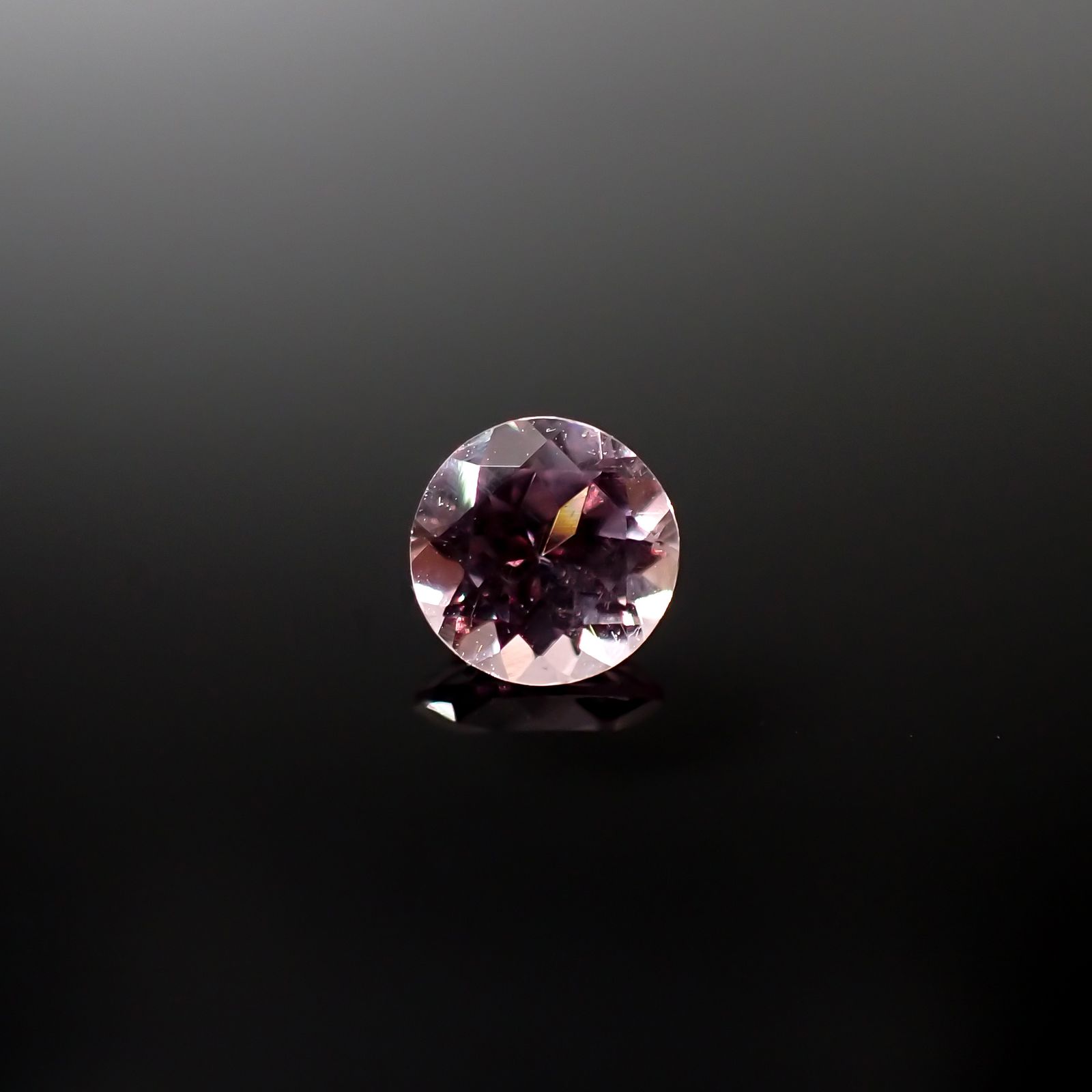 ドラゴンガーネット タンザニア産 0.57ct[240326656]5x5mm前後