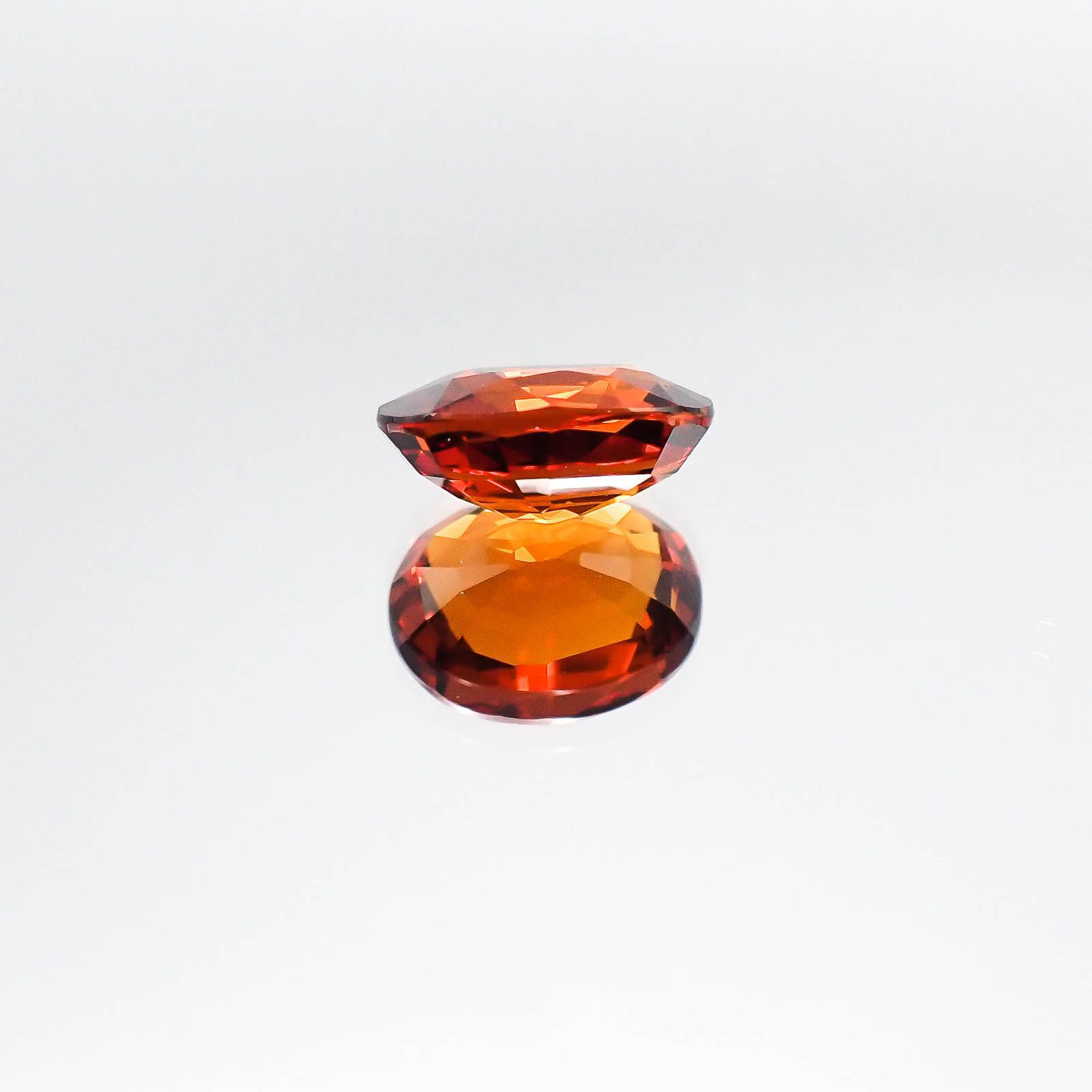 スペサルティンガーネット(宝石名スペサルティン・ガーネット)ナイジェリア産 2.87ct 識別済[230522155]9.3x7.3mm前後