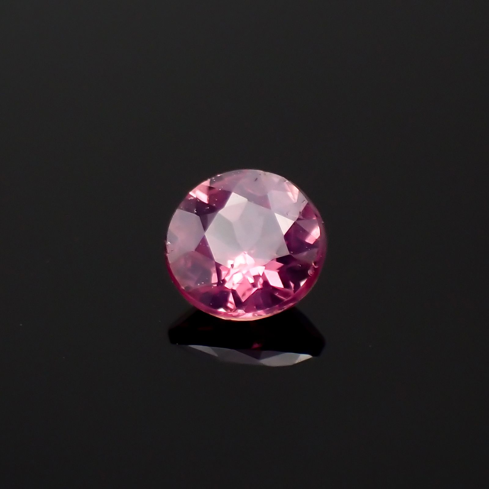 ウィンザーサファイア 非加熱 タンザニア・ウィンザー産 0.27ct[230722837]3.8x3.8mm前後