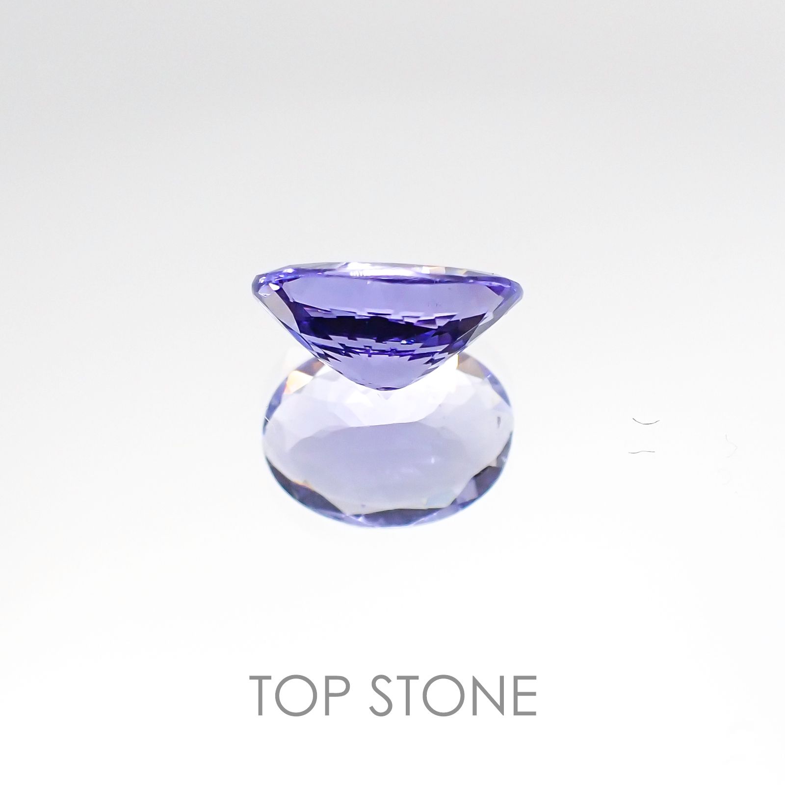タンザナイト(宝石名タンザナイト) タンザニア産 1.31ct 識別済[20106543]8.4×6.3mm前後