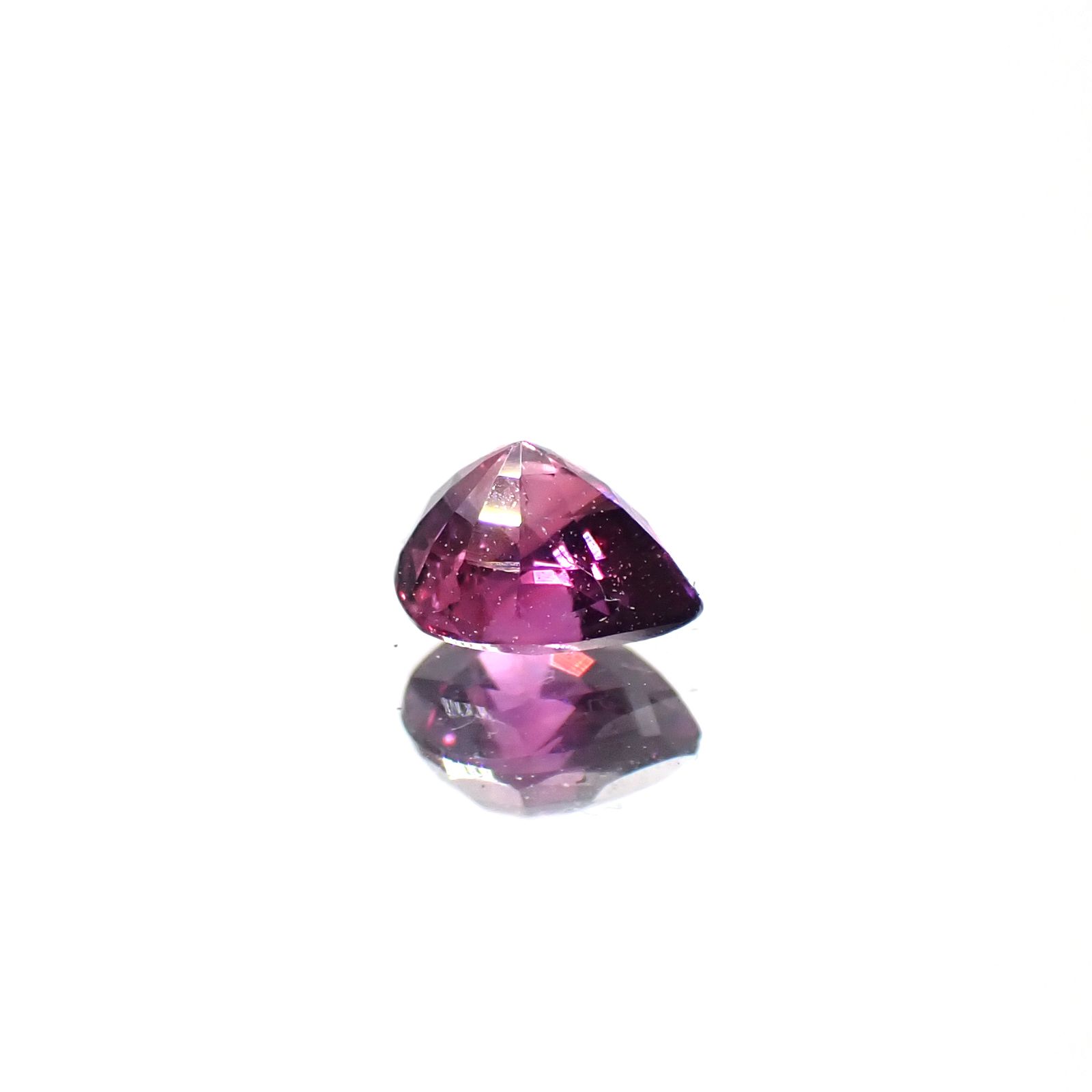ウィンザーサファイア タンザニア・ウィンザー産 0.28ct [250730830]4.2x3.4mm前後