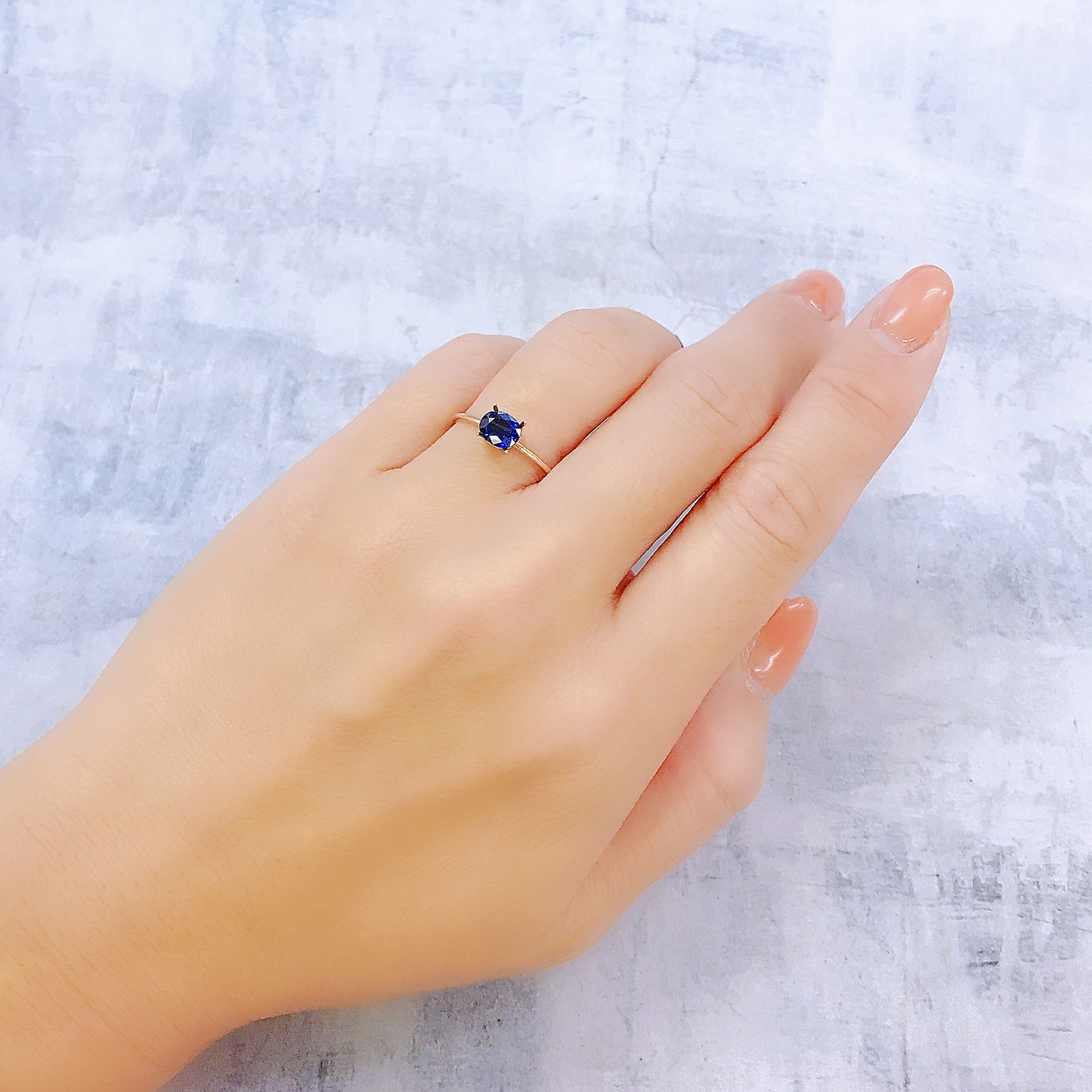 サファイア(宝石名サファイア)スリランカ/マダガスカル産 0.68ct 識別済[220917645]5.9x4.8mm前後