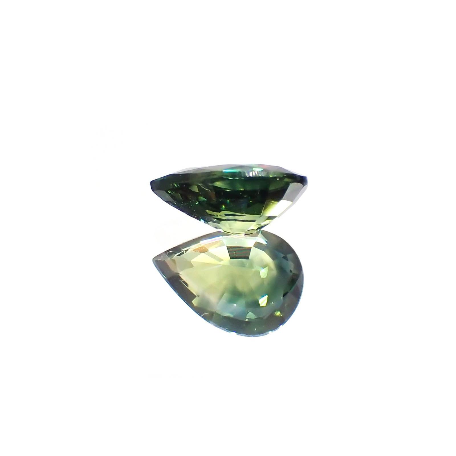 バイカラーサファイア(宝石名サファイア)マダガスカル/オーストラリア産 0.84ct 識別済[250114847]7.2x5mm前後