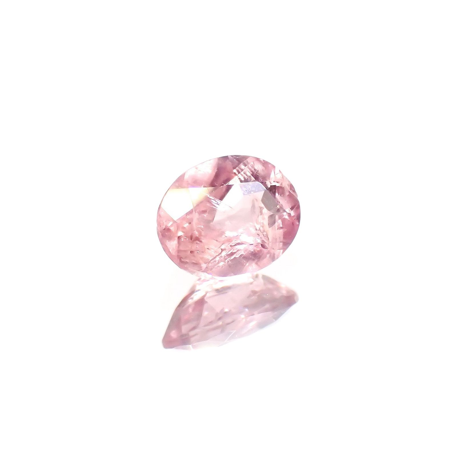 ペツォッタイト(宝石名ペツォッタイト)マダガスカル産 ソ付(彩珠) 0.352ct / 5x4mm前後 [260814339]