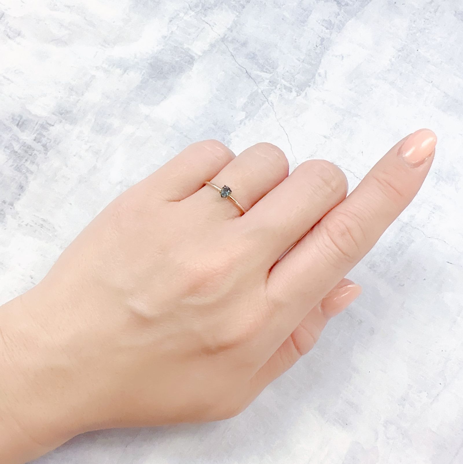 カラーチェンジガーネット アレキタイプ マダガスカル・ベキリー産 0.14ct[230119984]3.9x3mm前後