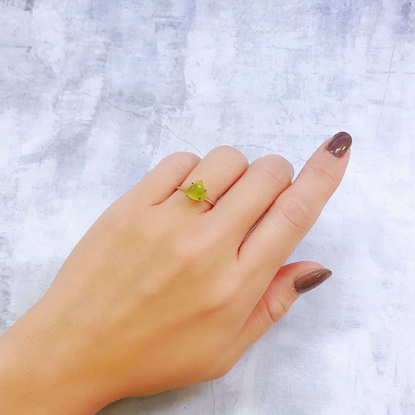 グリーンオパール ブラジル・アマゾン産 1.21ct[220917903]7.8x8.4mm前後