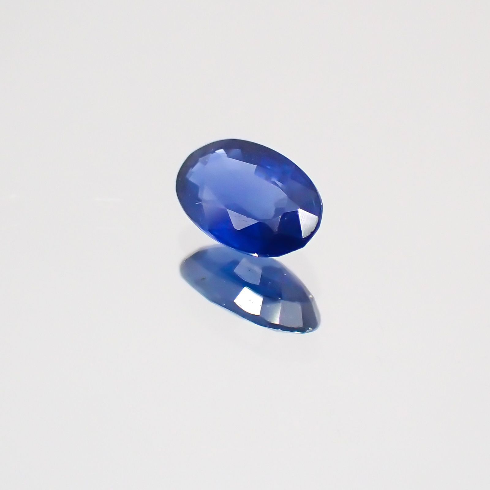 サファイア マダガスカル・スリランカ産 ルース 0.23ct[20128706]4.8×3mm前後
