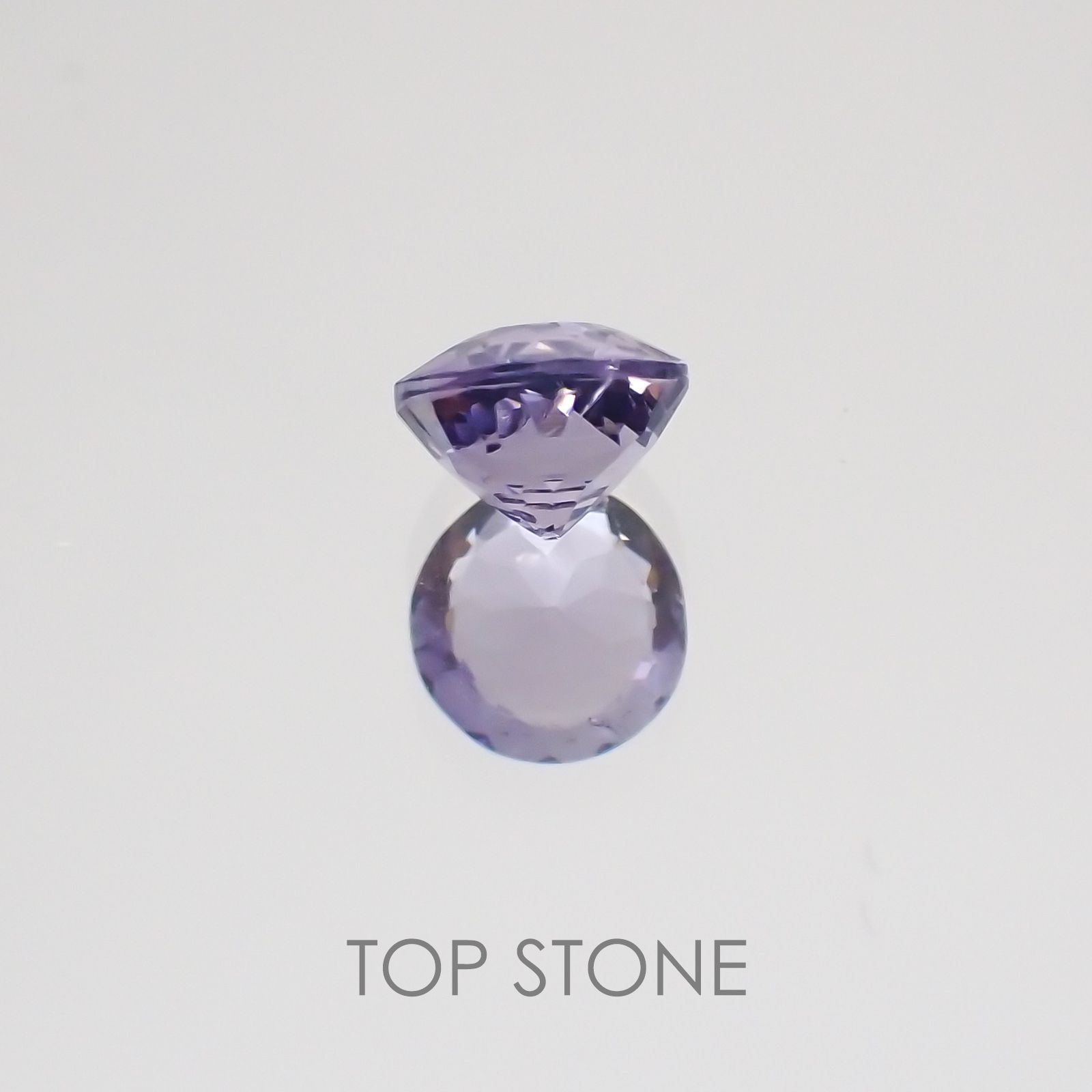 パープルスキャポライト(マリアライト) タンザニア産 ルース 0.36ct[20128754]4.4×4.4mm前後