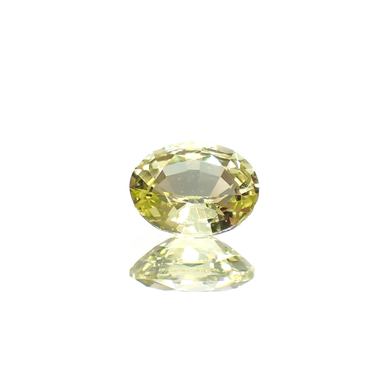 クリソベリル(宝石名クリソベリル)マダガスカル産 識別済 0.70ct / 6.2x4.9mm前後 [220114486]