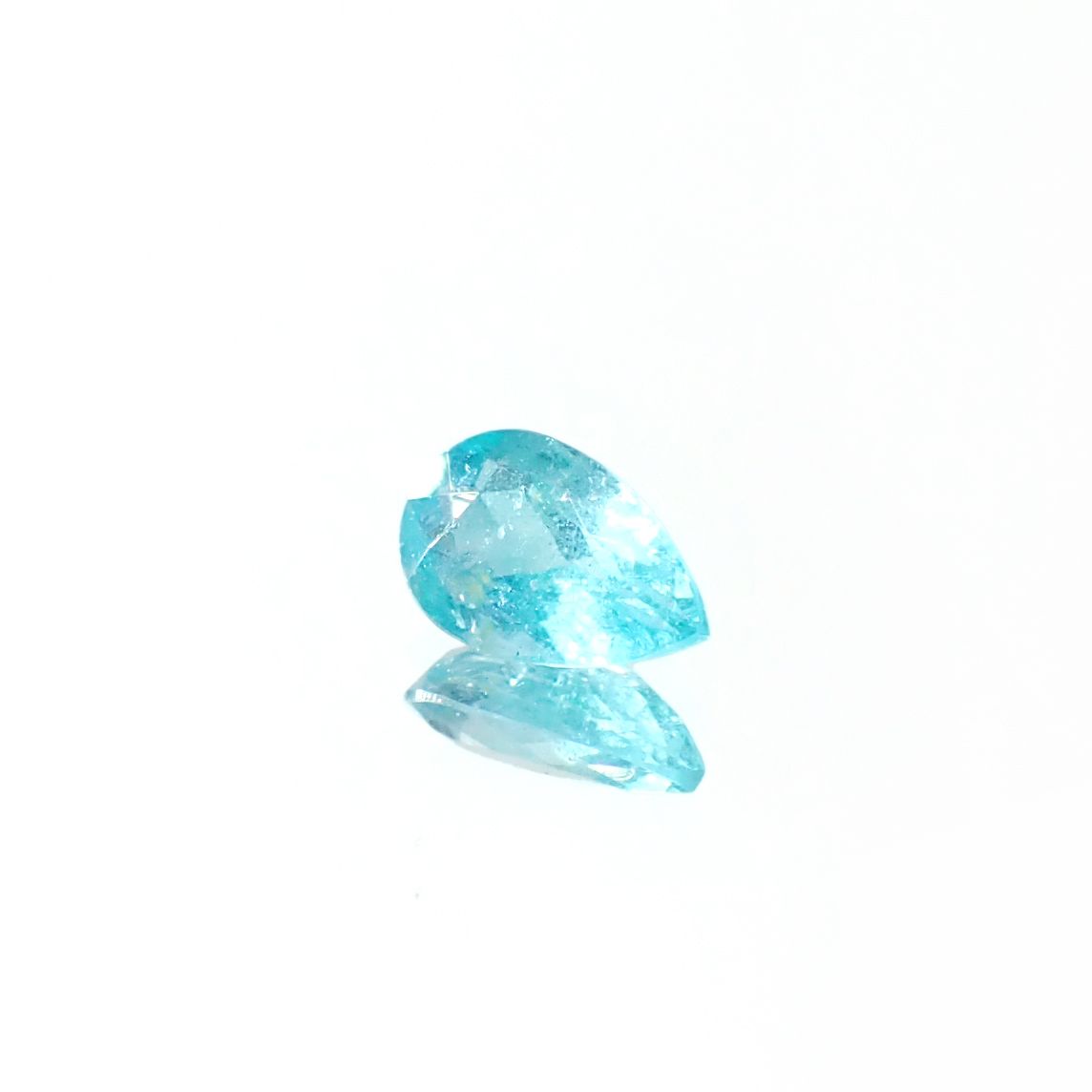 パライバトルマリン ブラジル・パライバ州バターリャ鉱山産 0.36ct [250931068]6.1x3.9mm前後