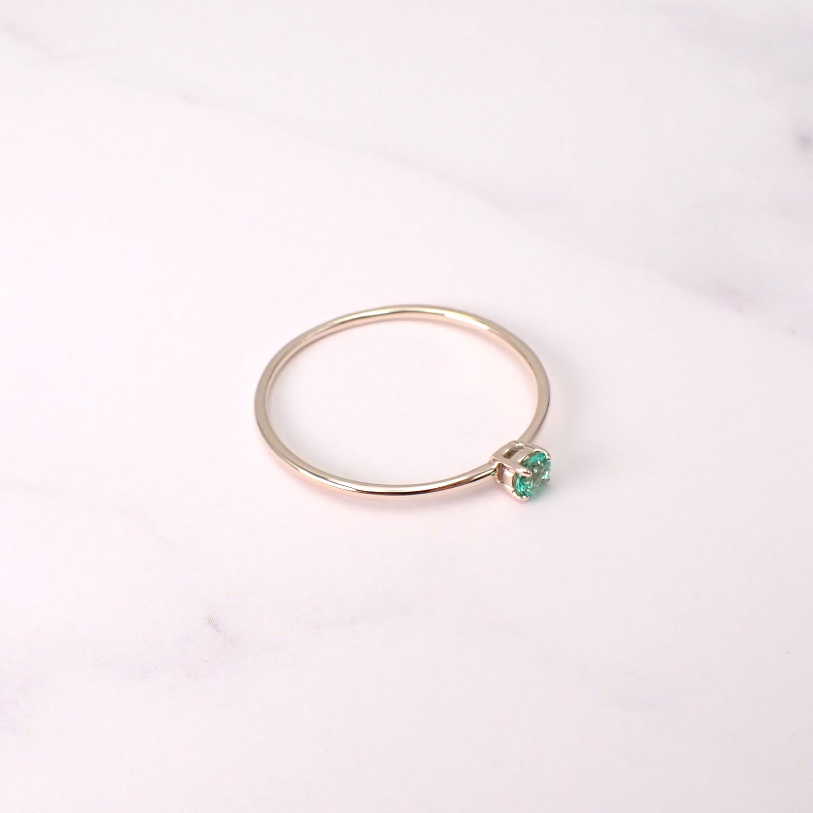 リング空枠：石留め▶ノンオイルエメラルド（お客様製作例）