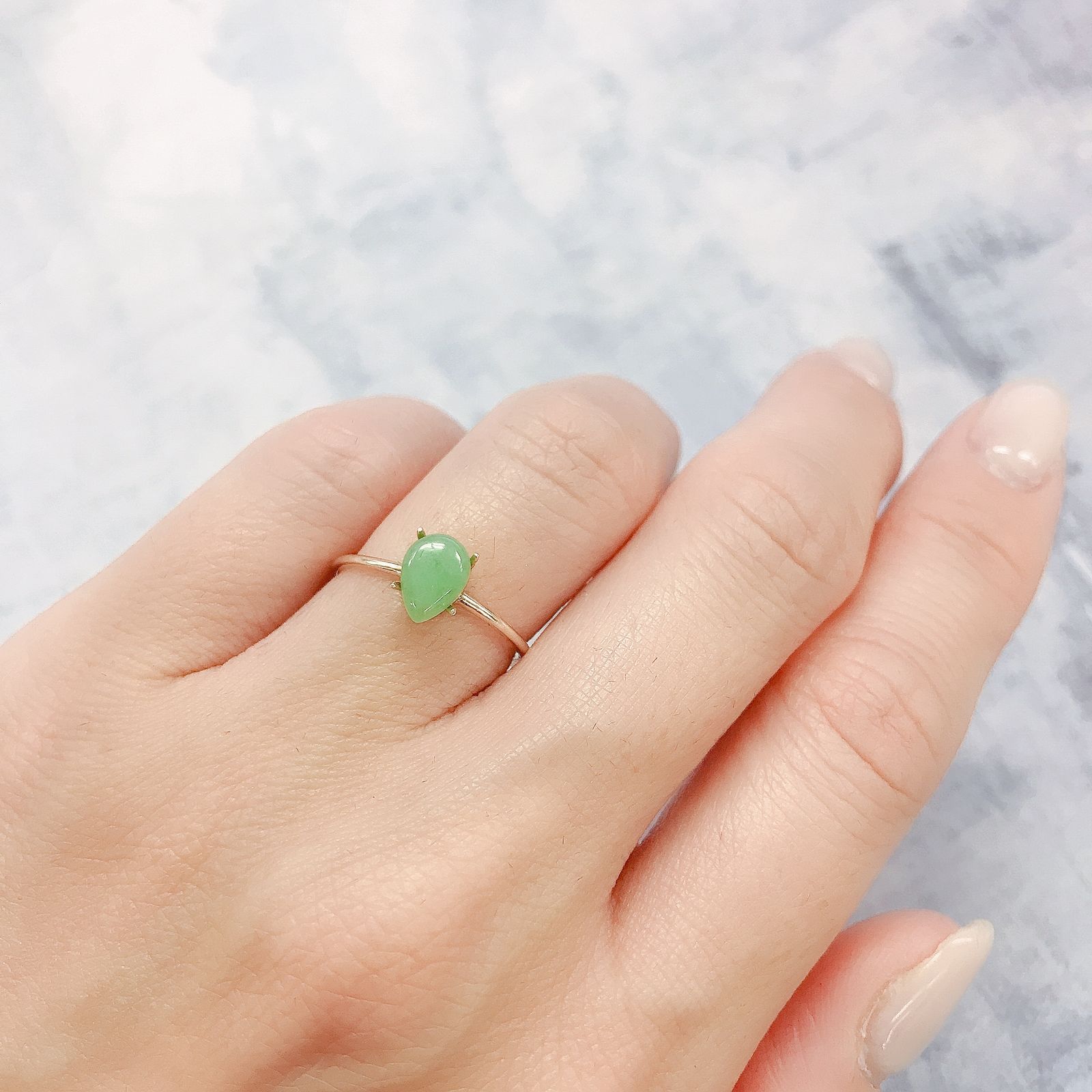 翡翠(宝石名ジェダイト)ビルマ産 0.63ct 識別済[220515810]6.9x4.9mm前後