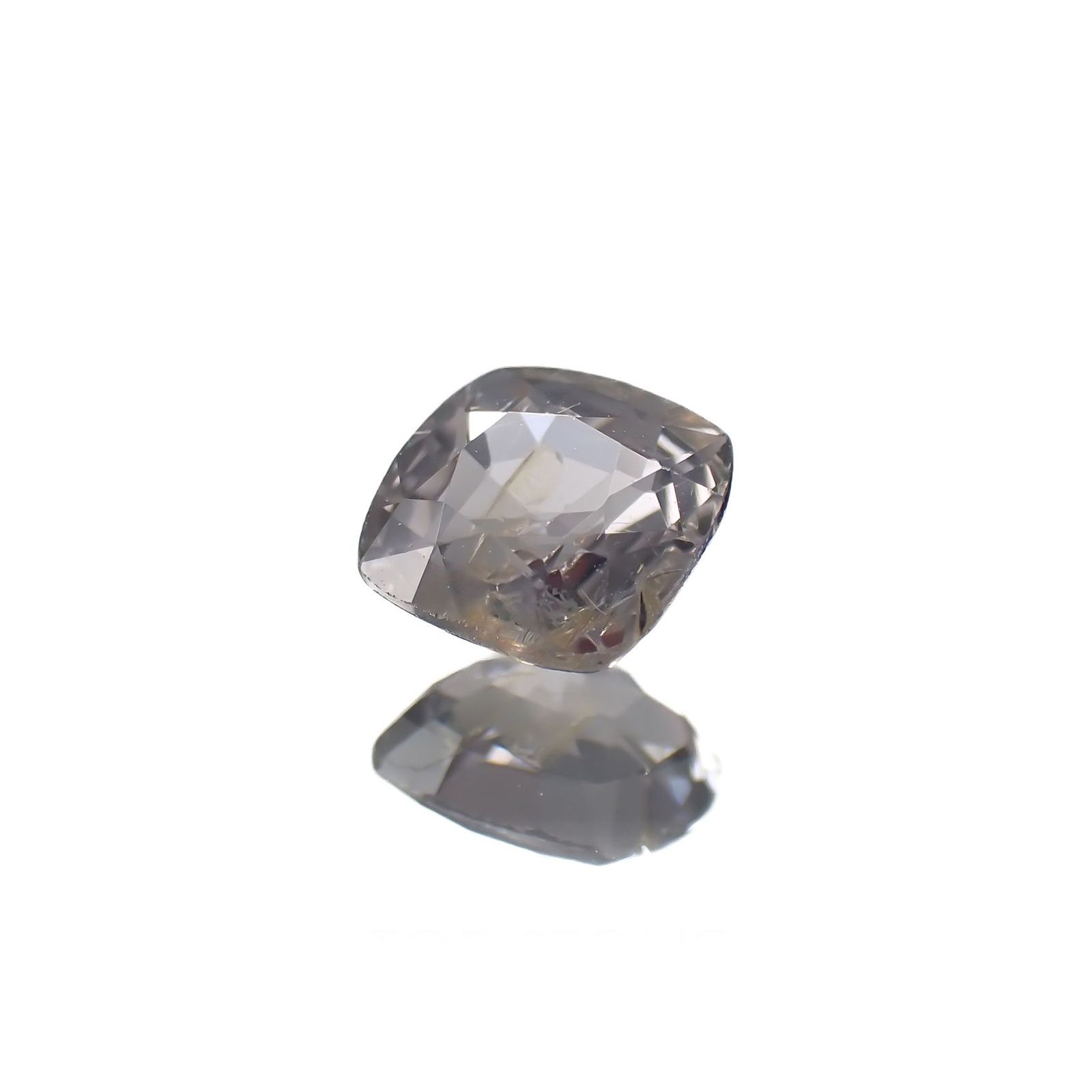 グレースピネル(宝石名スピネル)ビルマ/マダガスカル産 0.75ct 識別済[220817561]5.5x5.2mm前後