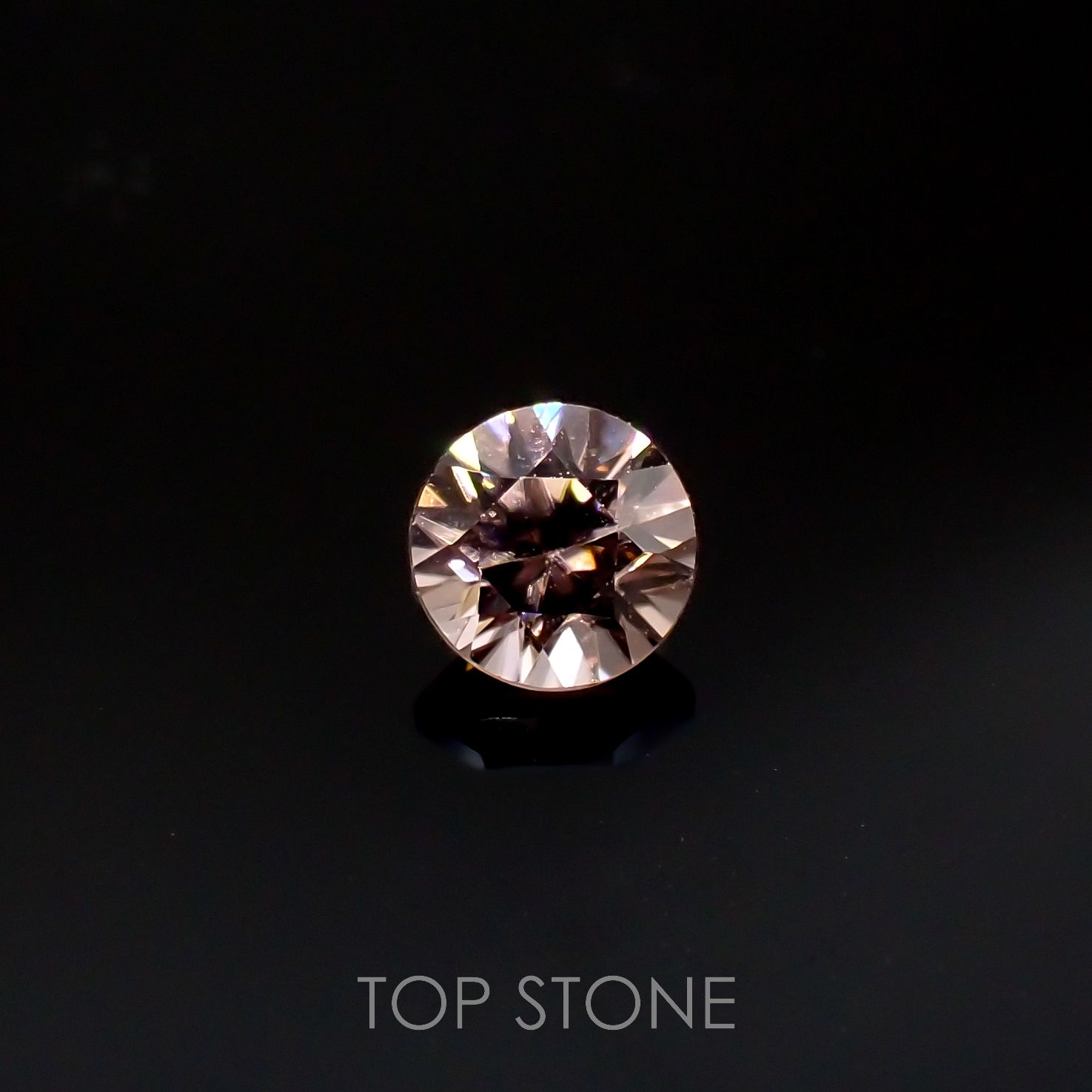 ライトピンクジルコン(宝石名ジルコン)スリランカ/カンボジア産 0.43ct 識別済[220616667]4x4mm前後