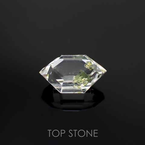 ◇カスタムカット◇オイルインクォーツ パキスタン産 0.73ct[221018538]7.7x4.6mm前後
