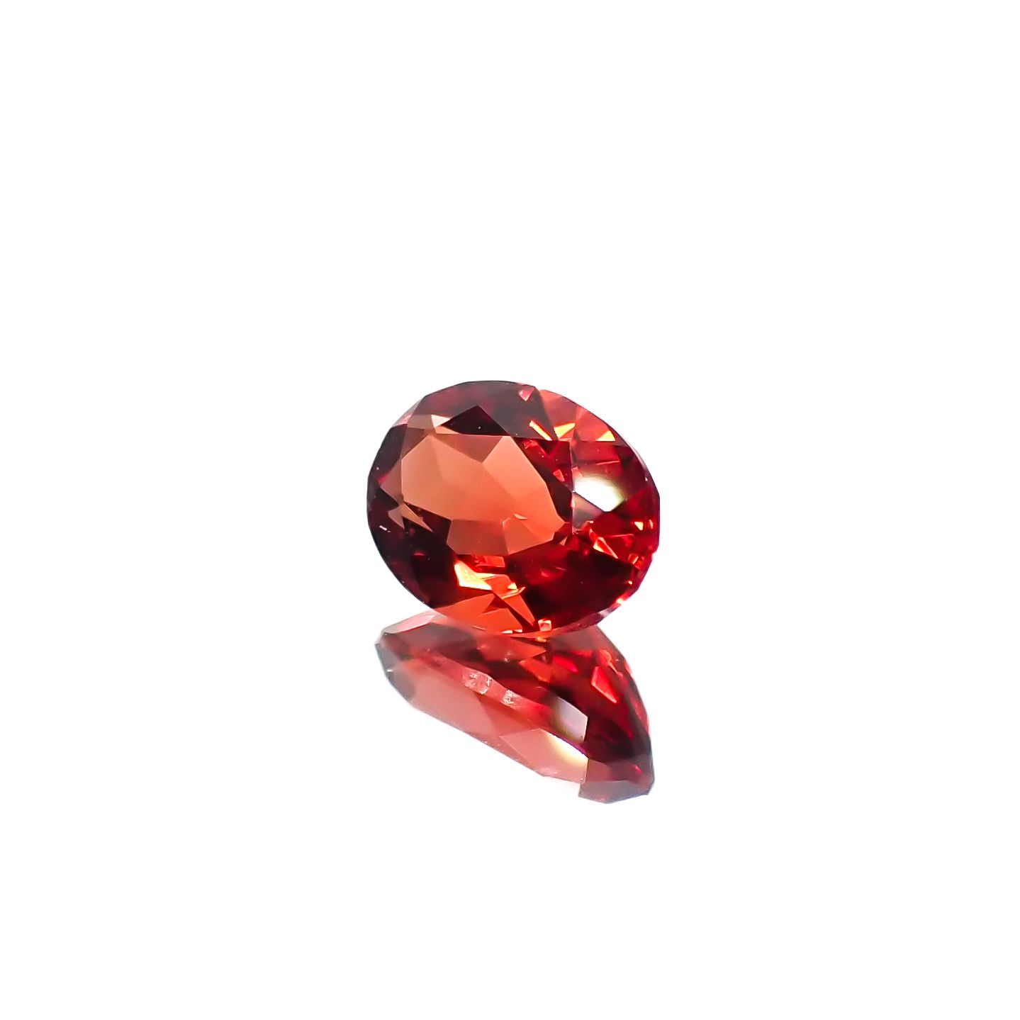 アンデシン(宝石名アンデシン/ラブラドライト)チベット産 0.67ct 識別済[240125615]6.9x4.8mm前後