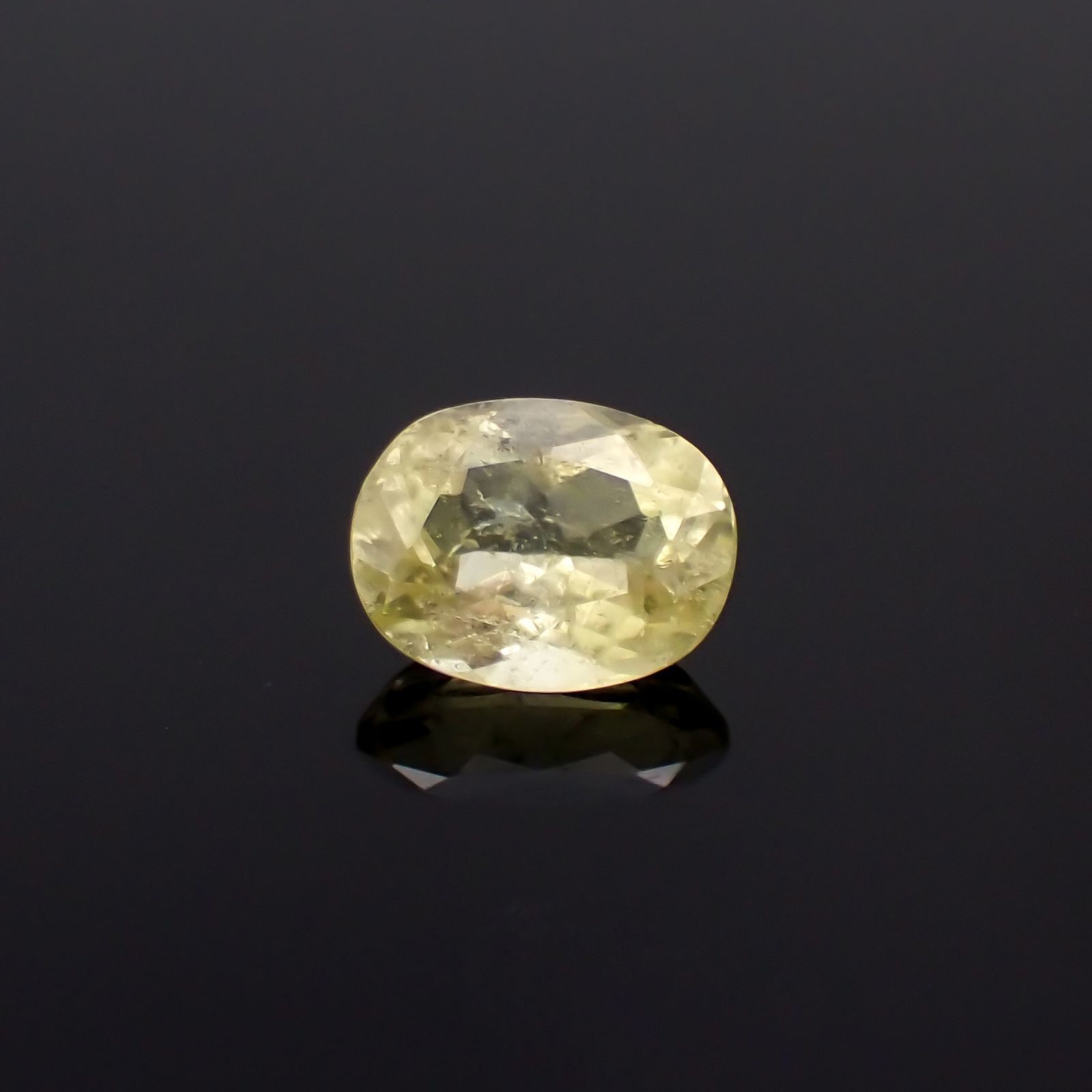 ブラジリアナイト(宝石名ブラジリアナイト)ブラジル産 0.78ct 識別済[230220690]6.7x5.1mm前後