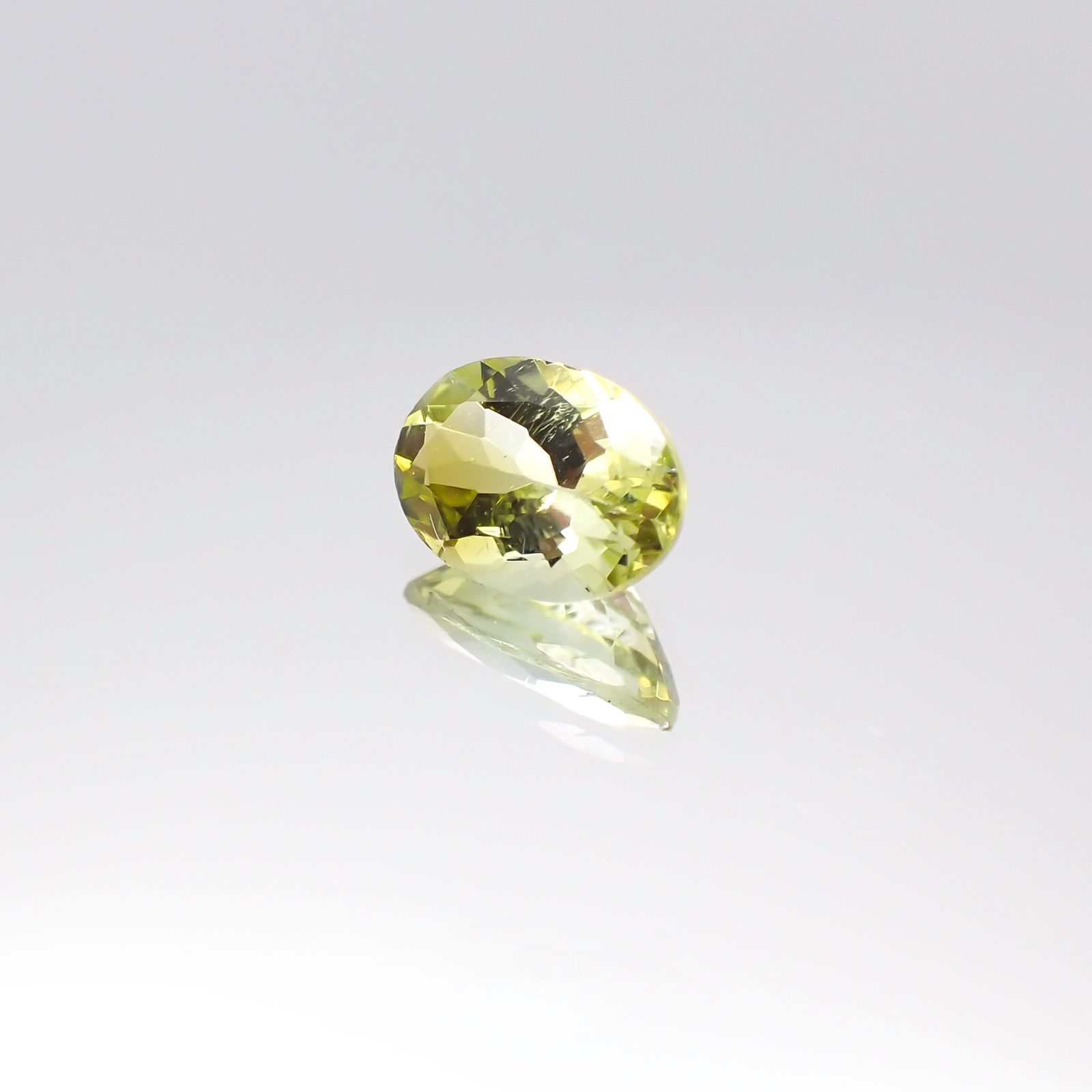 バイカラートルマリン(宝石名バイカラー・トルマリン)ブラジル産 0.72ct 識別済[230622365]6.9x4.9mm前後