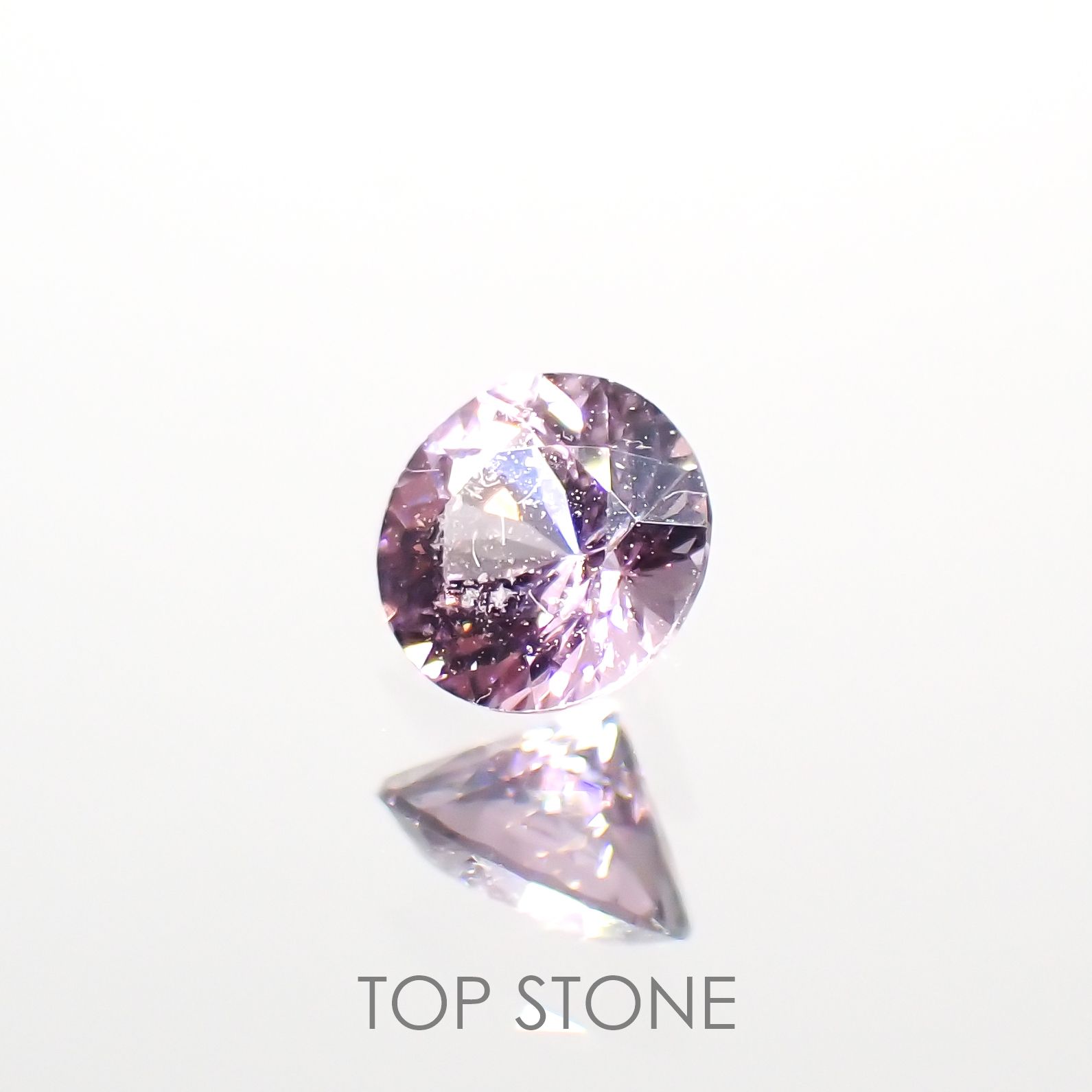 ラベンダーピンクスピネル(宝石名スピネル)ビルマ/マダガスカル産 0.22ct 識別済[220114543]3.6x3.6mm前後