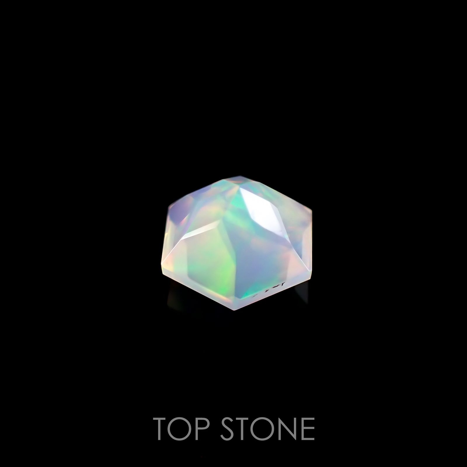 ◇ヘキサゴンカット◇エチオピアオパール(宝石名オパール) エチオピア産 0.46ct 識別済[210611036]5.3×5.3mm前後