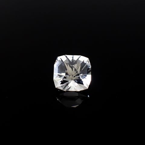◇カスタムカット◇日本水晶 宮崎県上八重産 1.64ct / 7.2x7.2mm前後 [260632421]
