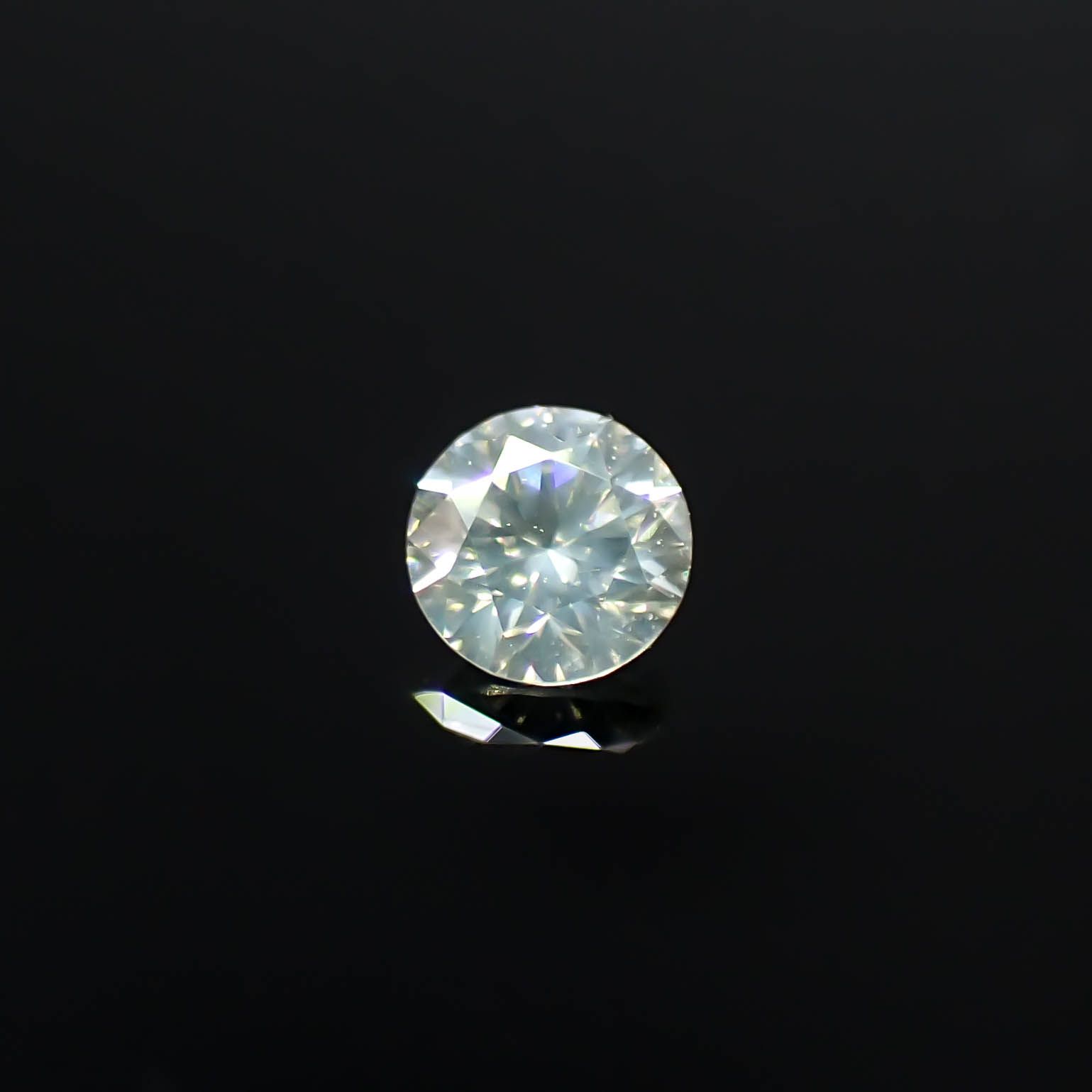 シルキーダイヤモンド 0.078ct [250730768]2.7x2.7mm前後