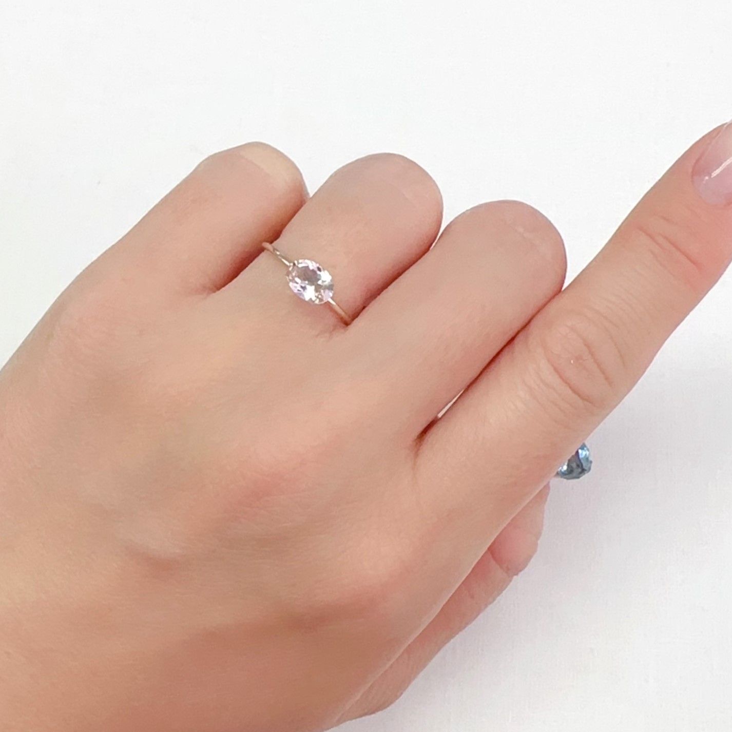 モルガナイト ブラジル産 0.58ct[240326771]7x5.1mm前後