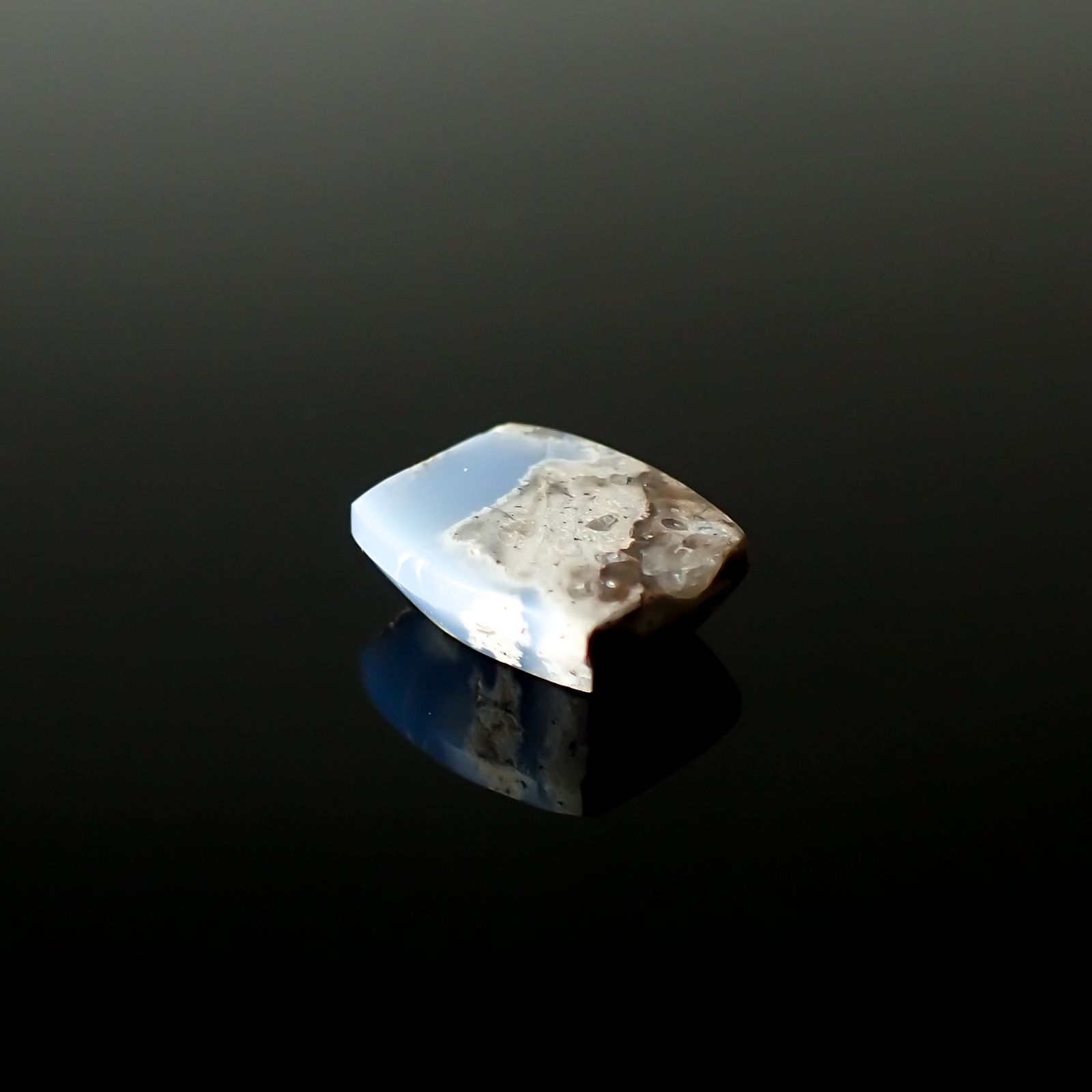 マトリックスブルーオパール アメリカ・オレゴン州産 3.06ct[240125674]10.5x9.1mm前後