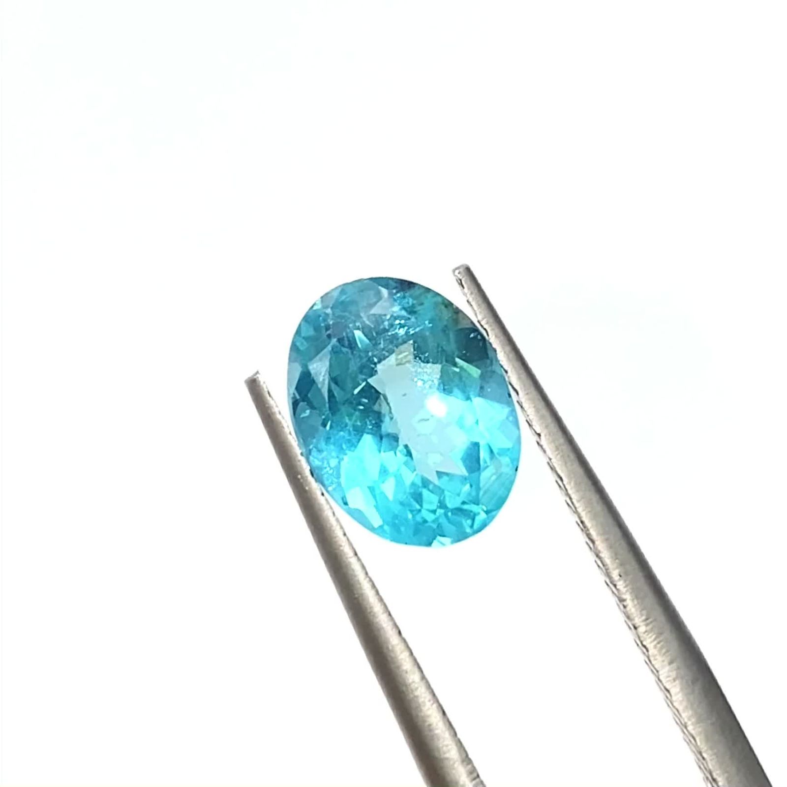 アパタイト(宝石名アパタイト)ブラジル産 識別済 1.76ct / 9x7mm前後