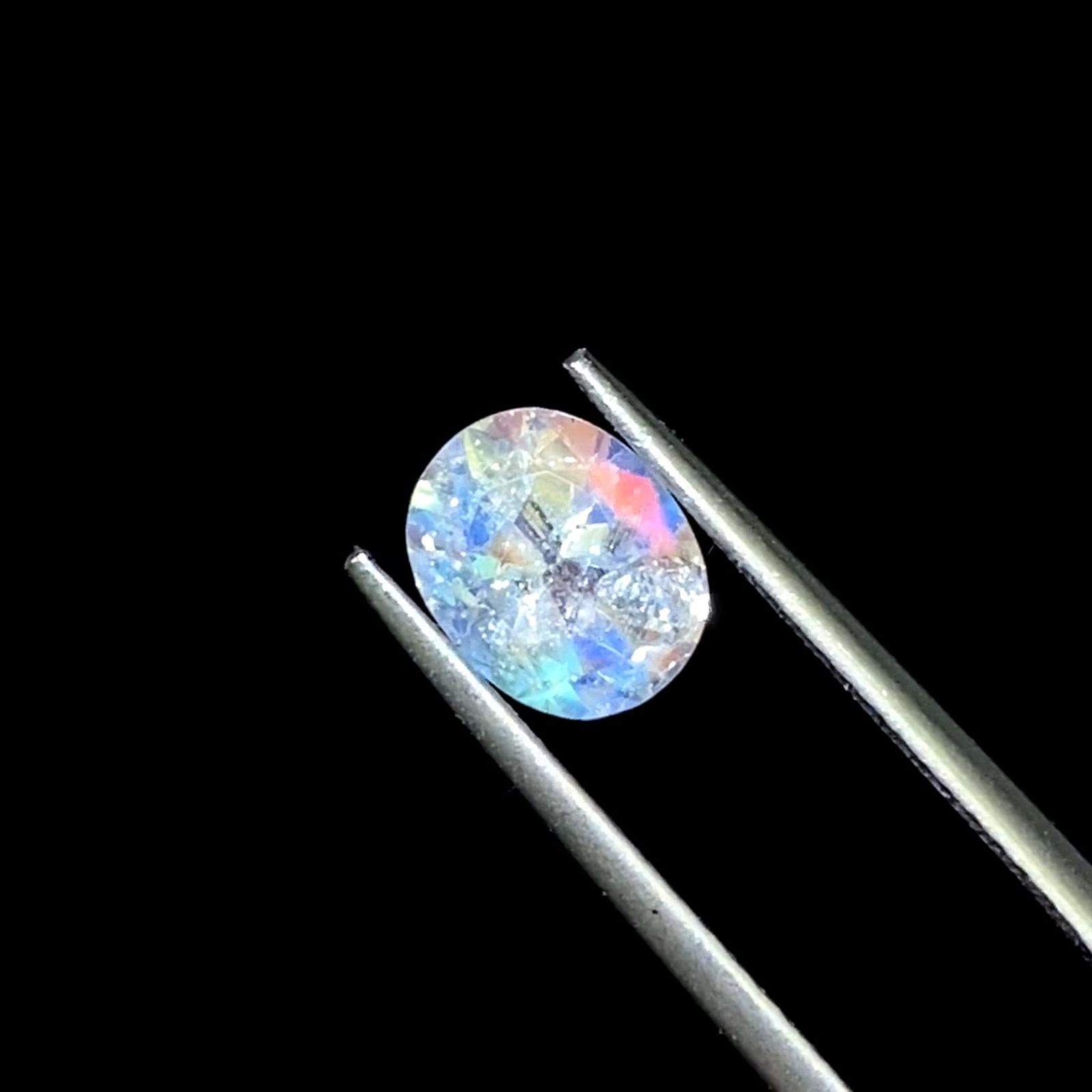 レインボームーンストーン(宝石名ラブラドライト)タンザニア産 1.34ct