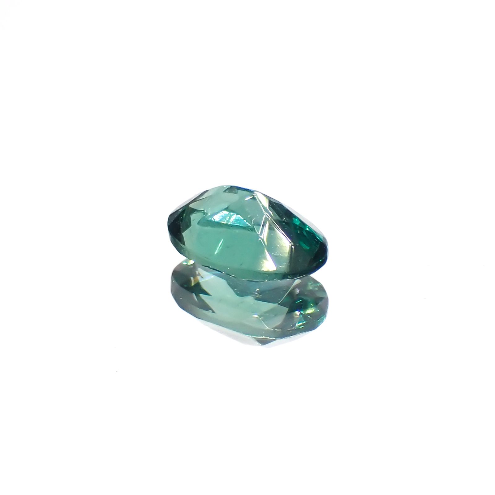 ノーブルモロキサイト マダガスカル産 0.49ct[230321359]6x4.1mm前後