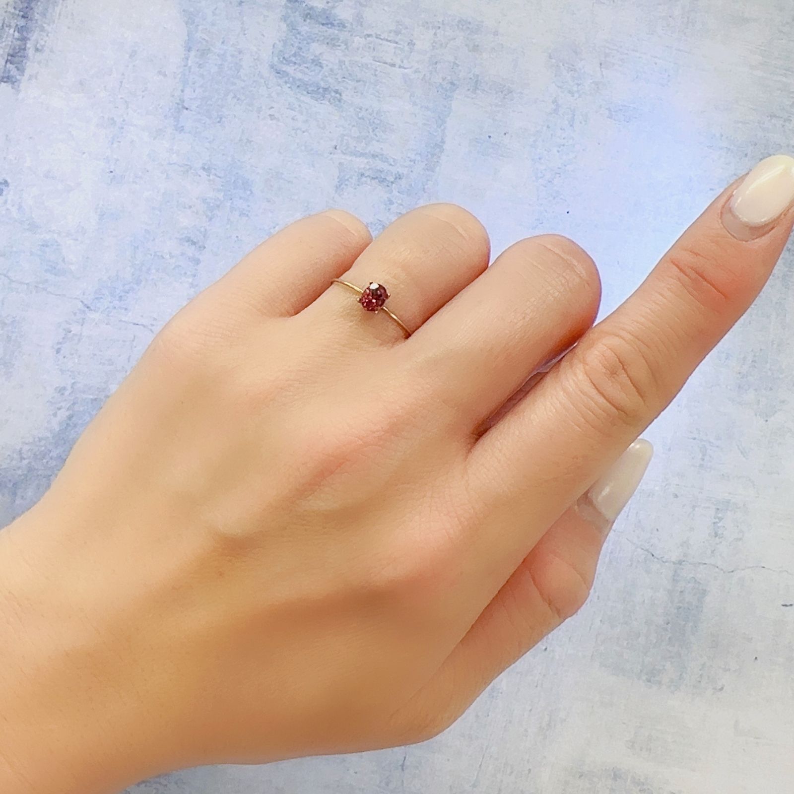 カラーシフトマラヤガーネット タンザニア産 0.42ct[230120281]4.8x3.8mm前後