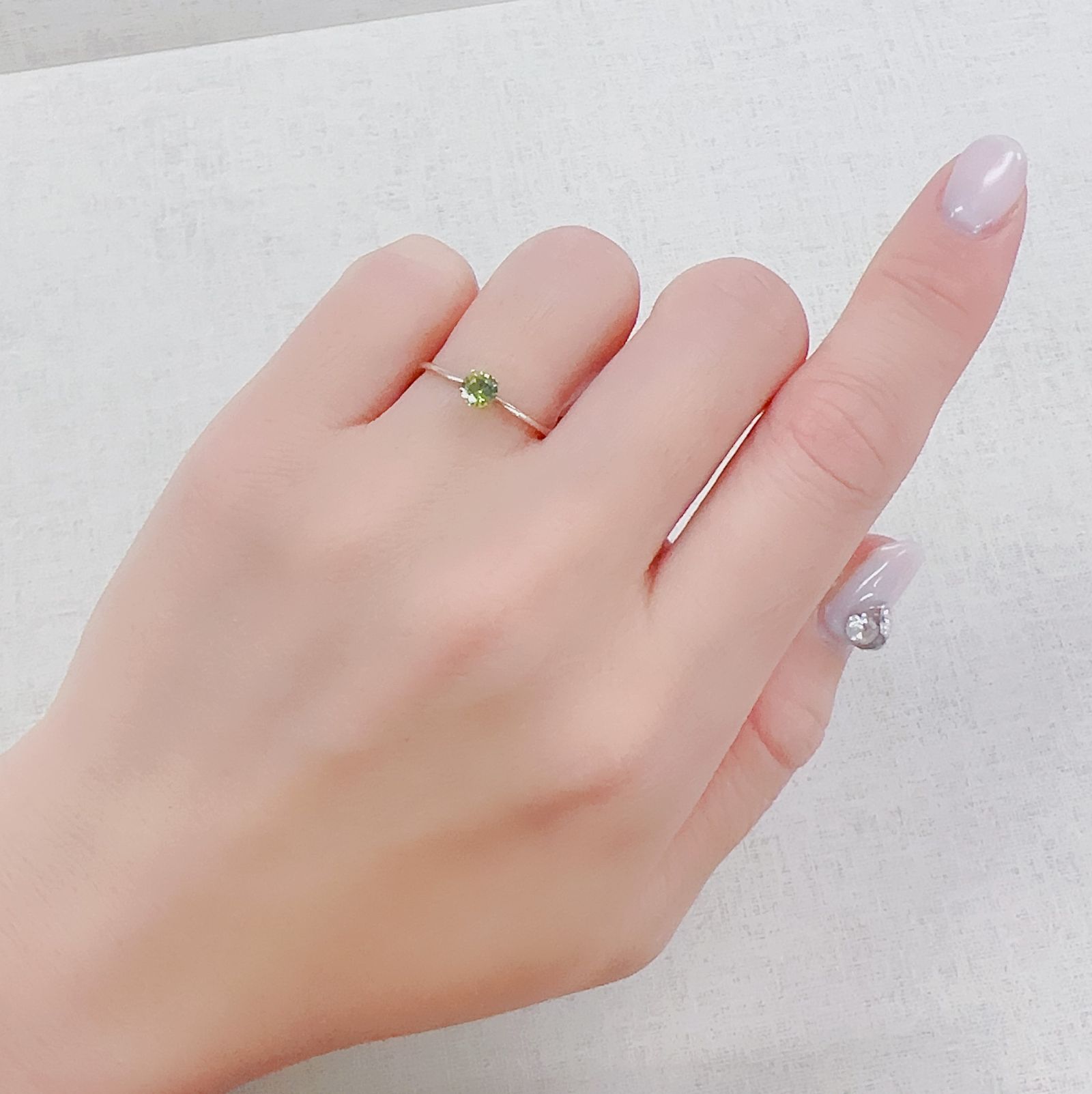 デマントイドガーネット(宝石名ガーネット)ロシア産 0.33ct 識別済[230421606]4.1x4.1mm前後