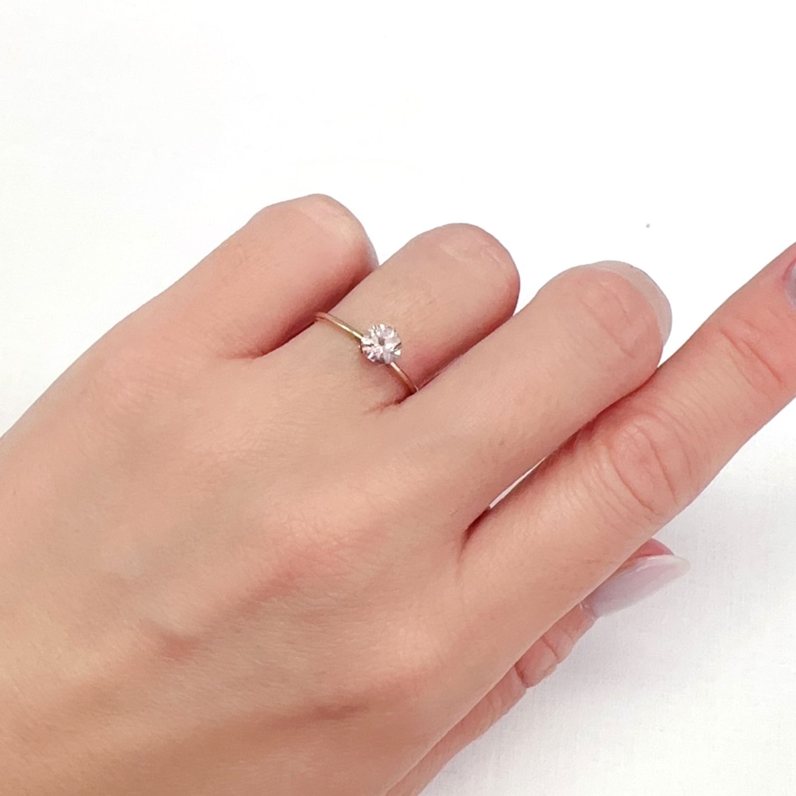 ドラゴンガーネット タンザニア産 0.69ct[231224542]5.1x5.1mm前後
