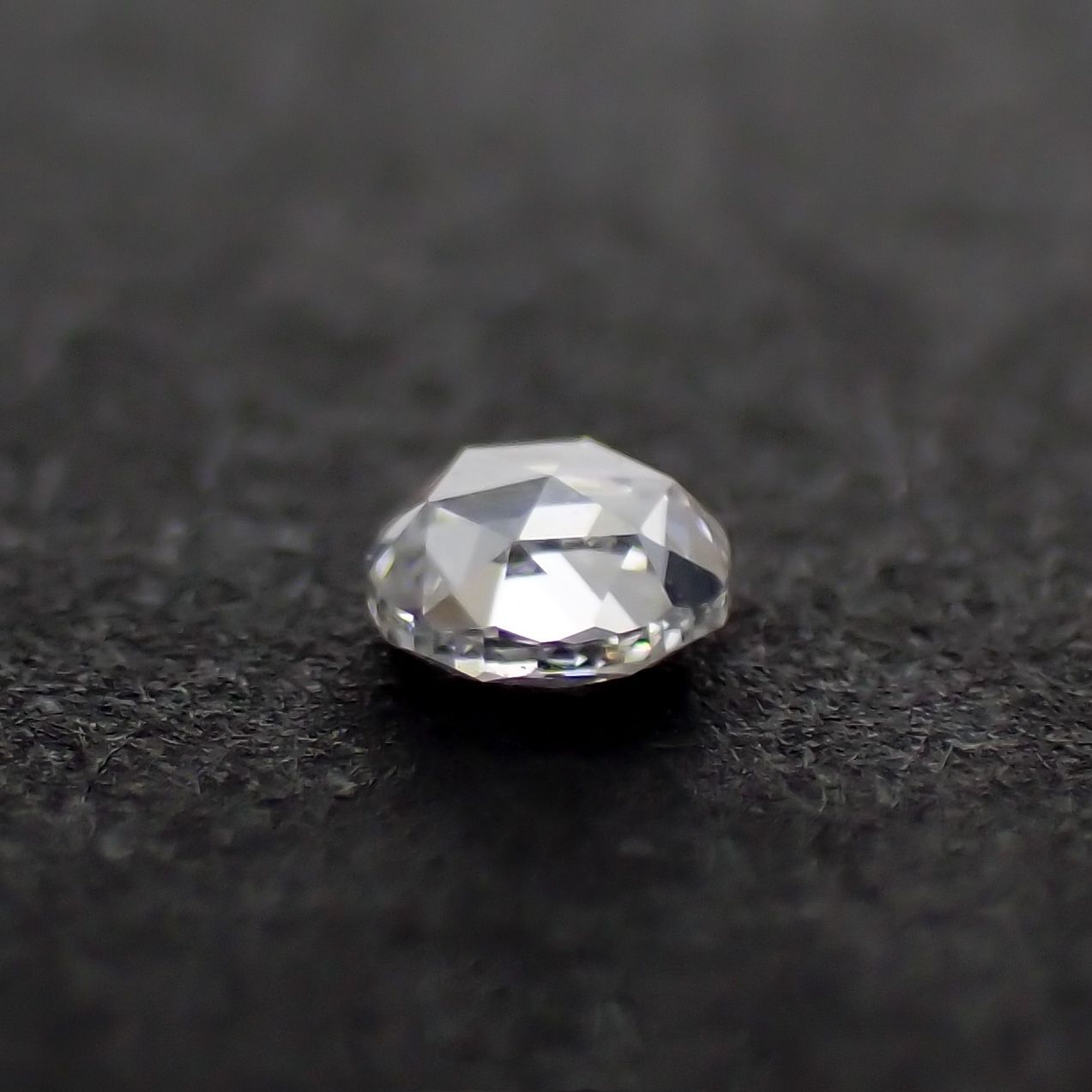 ◇ローズカット◇ダイヤモンド SI-VS / D-G(宝石名ダイアモンド) 0.066ct 識別済[210510902]2.4×2.4mm前後