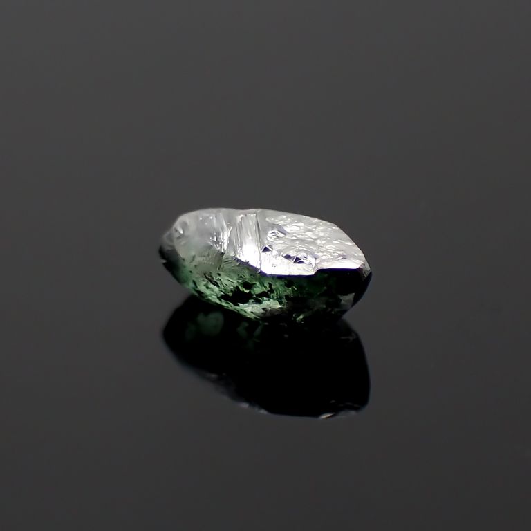 グリーンダイヤモンド 原石(宝石名グリーン・ダイアモンド) 0.308ct 彩 