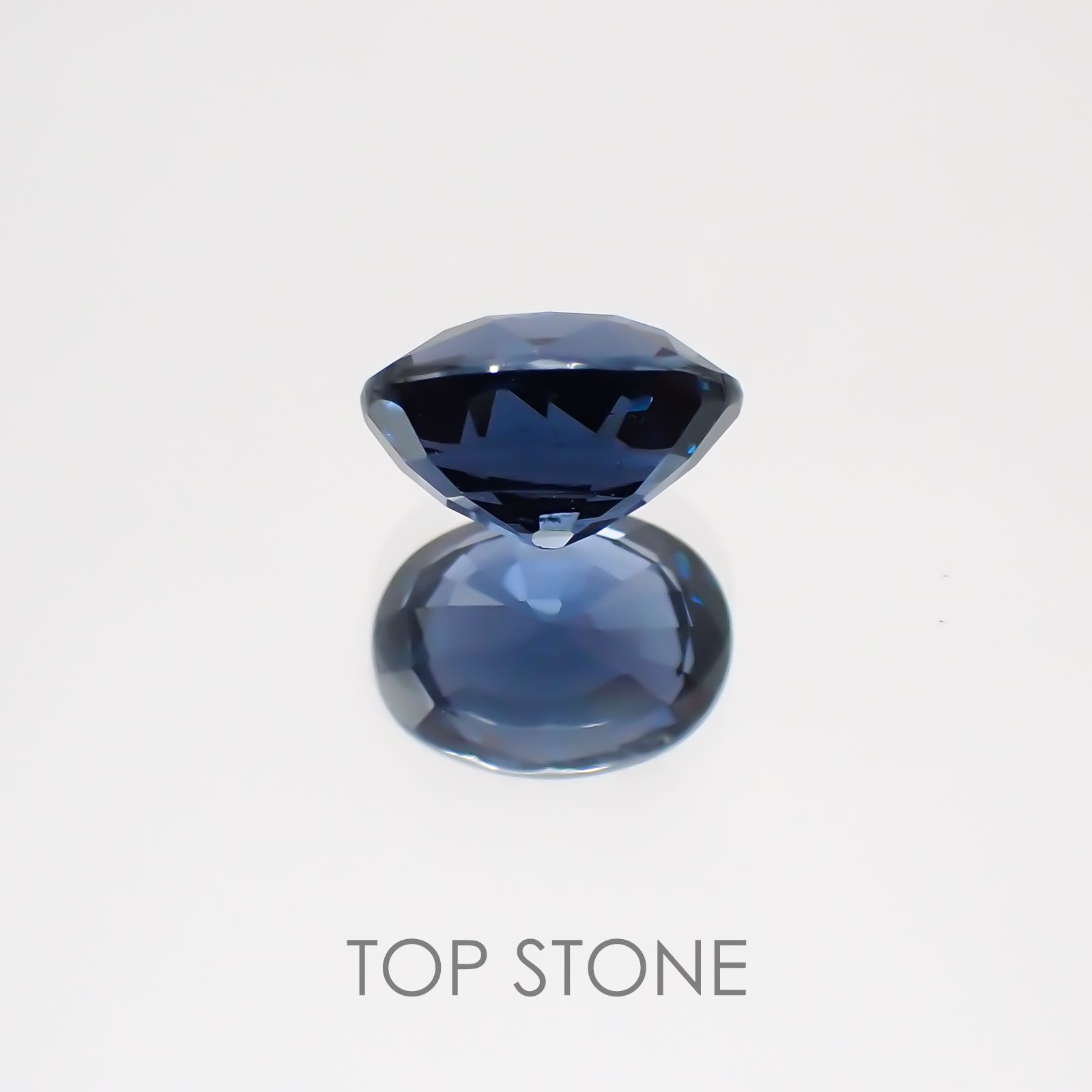 ブルースピネル(宝石名ブルー・スピネル) スリランカ産 1.162ct ソ付(彩珠)[21019361]6.9×5.2mm前後