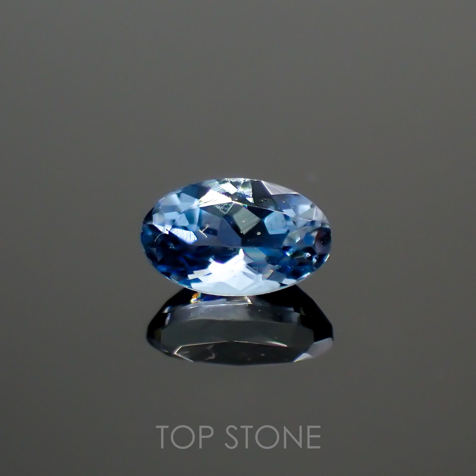 サンタマリアアクアマリン ブラジル産 0.26ct[220114052]5x3.1mm前後
