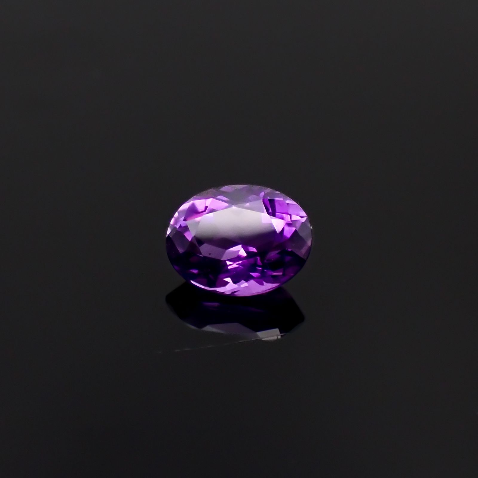 カラーシフトアメジスト ブラジル/ウルグアイ産 1.30ct [241229649]8x6.2mm前後
