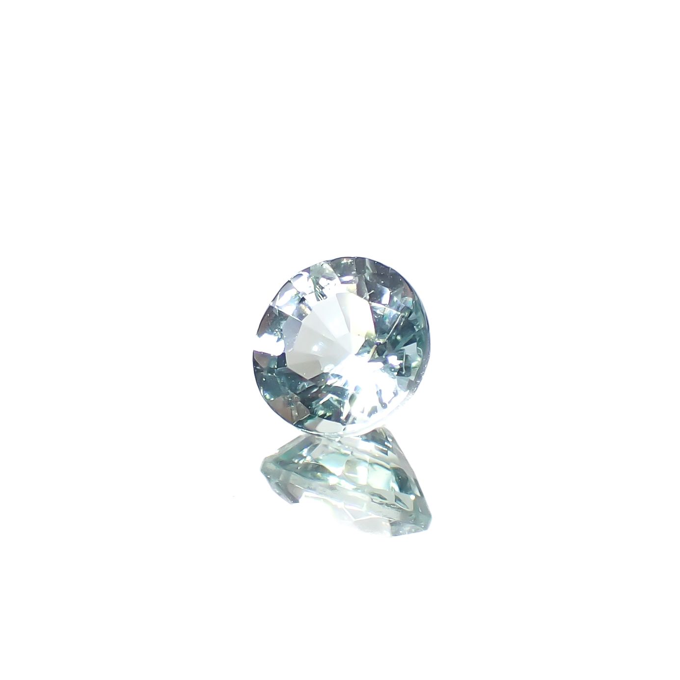 ミントベリル ブラジル産 0.32ct[240728585]4.5x4.5mm前後