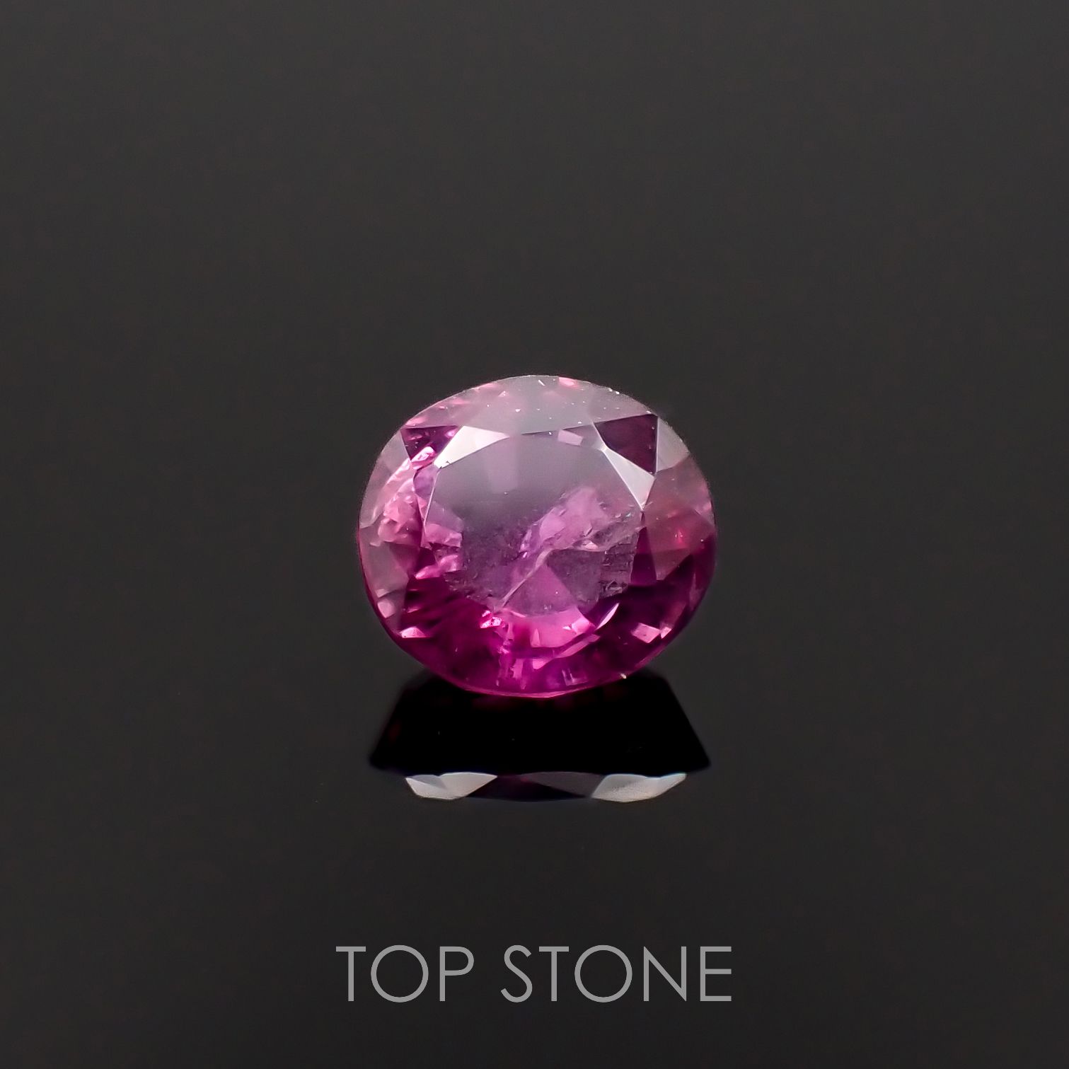 パープルサファイア パキスタン・カシミール産 0.86ct[230119875]5.6x5.2mm前後