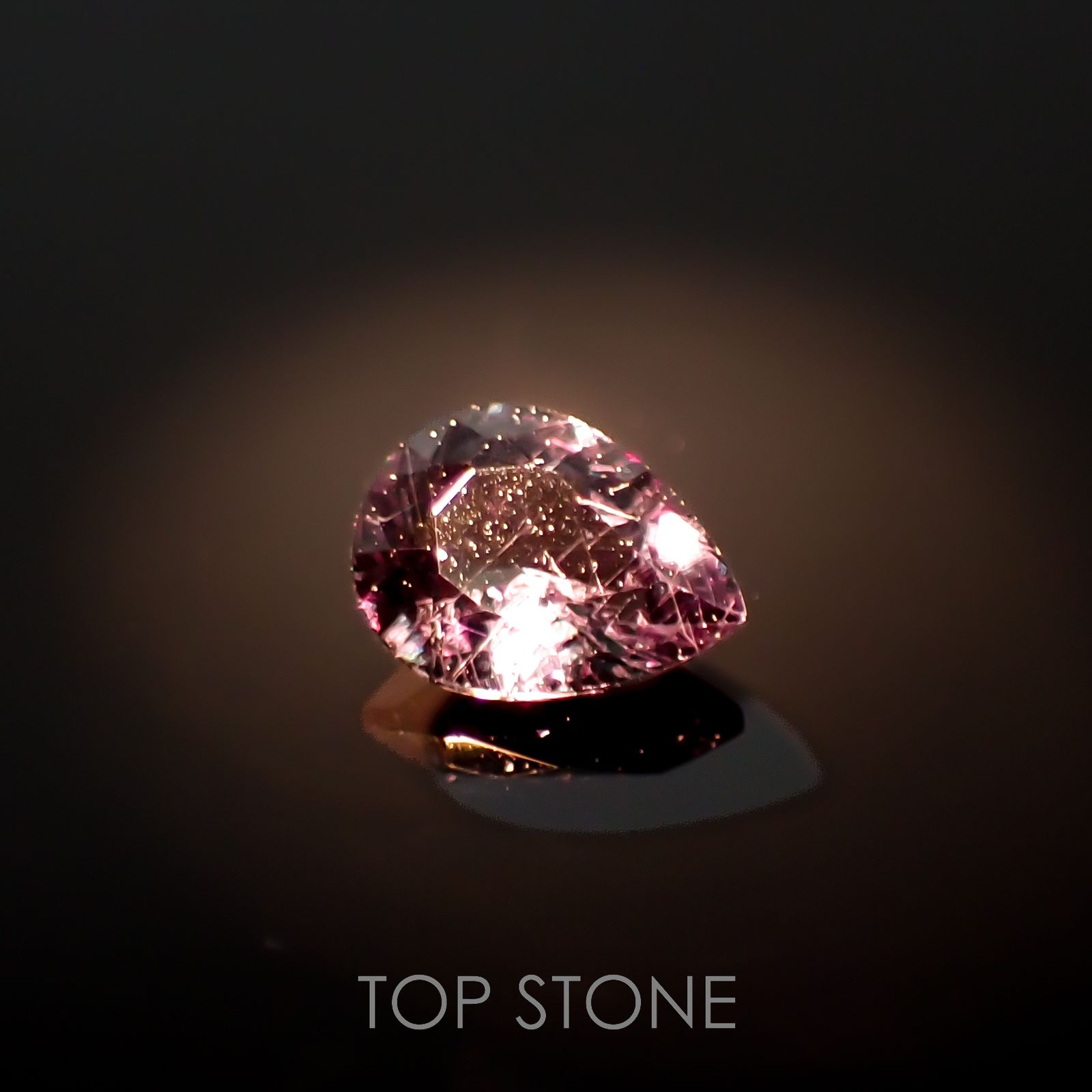 カラーチェンジガーネット アレキタイプ マダガスカル・ベキリー産 0.19ct[230119987]4.1x3.1mm前後