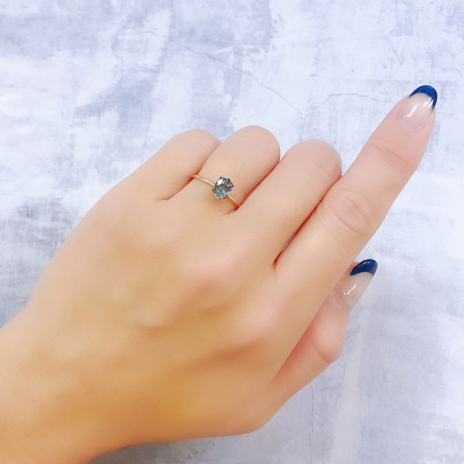 ◇カスタムカット◇バイカラータンザナイト 非加熱(宝石名ゾイサイト)タンザニア産 0.72ct 識別済[221118968]6.8x5.1mm前後